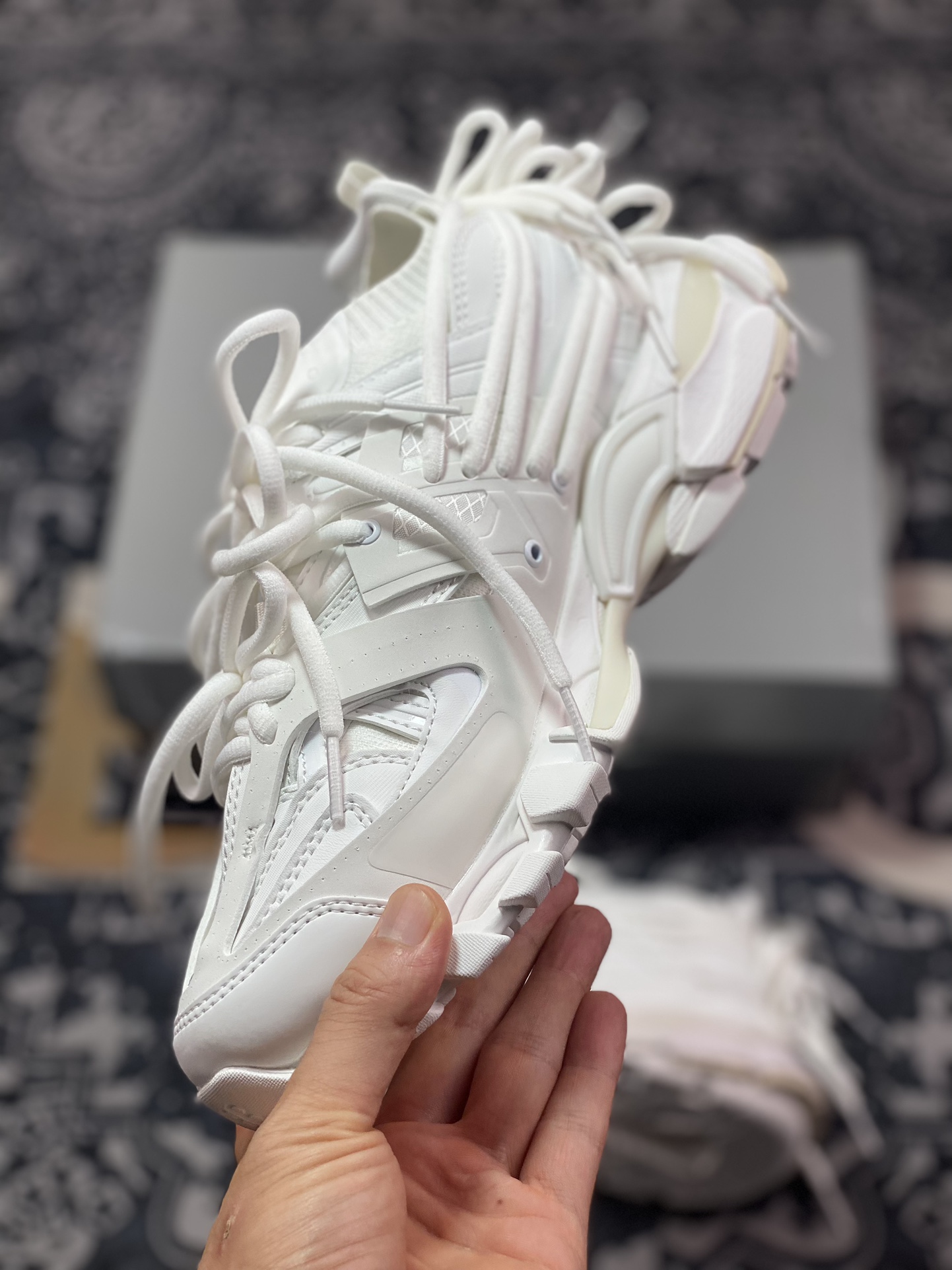 巴黎世家BALENCIAGA Track SOCK Trainers 3.0代针织版系列低帮慢跑鞋“针织全白蝴蝶结”786283 W3CO1 2000