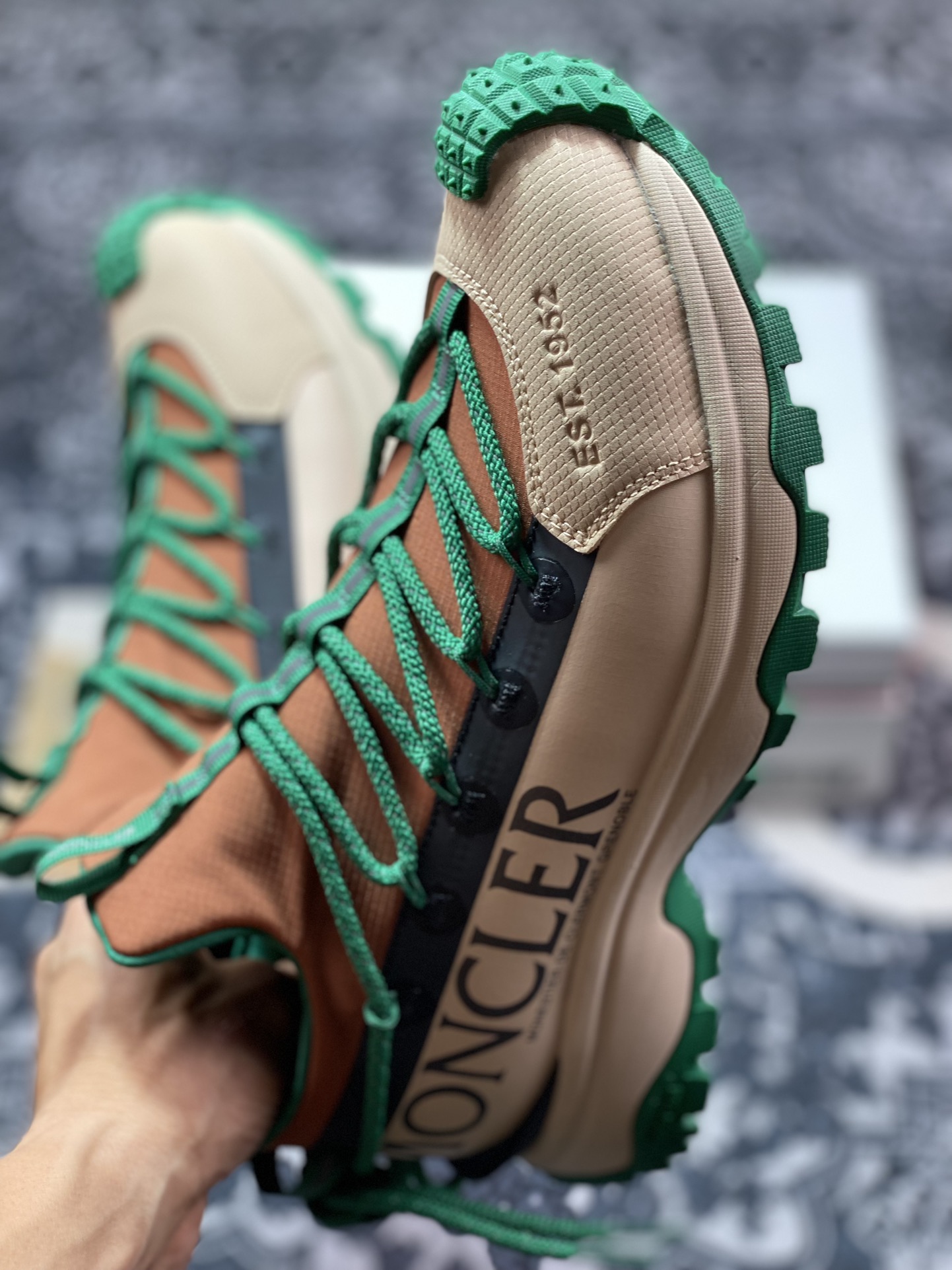 蒙口Moncler Trailgrip Lite 2 越野旅行2代系列袜套式低帮登山运动鞋“卡其黄褐绿”4M00240M3457P38
