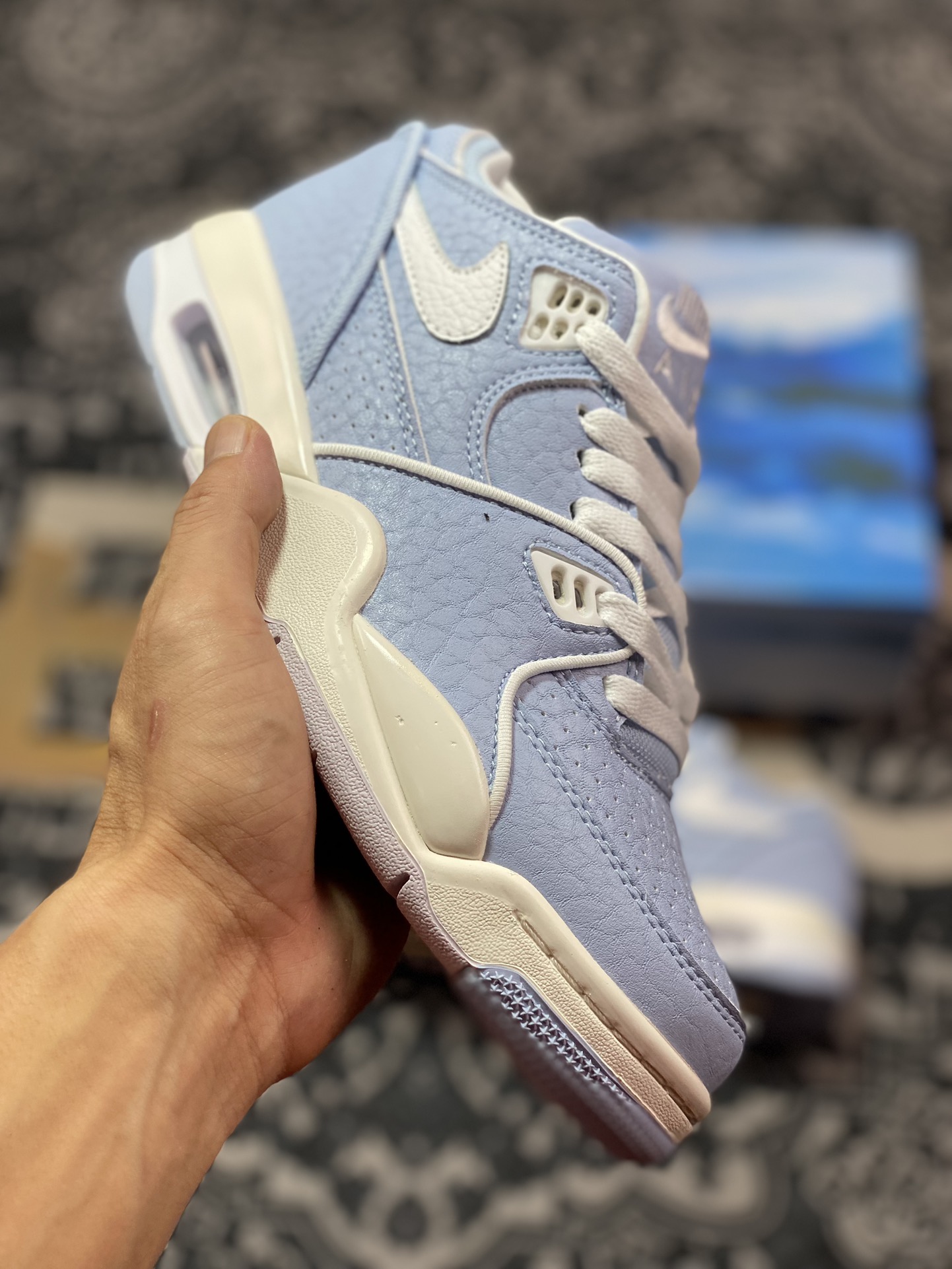 Nike Air Flight 89 Low”Sky Blue”飞行兄弟89系列矮帮篮球鞋“联名天空蓝白”HF6843-400