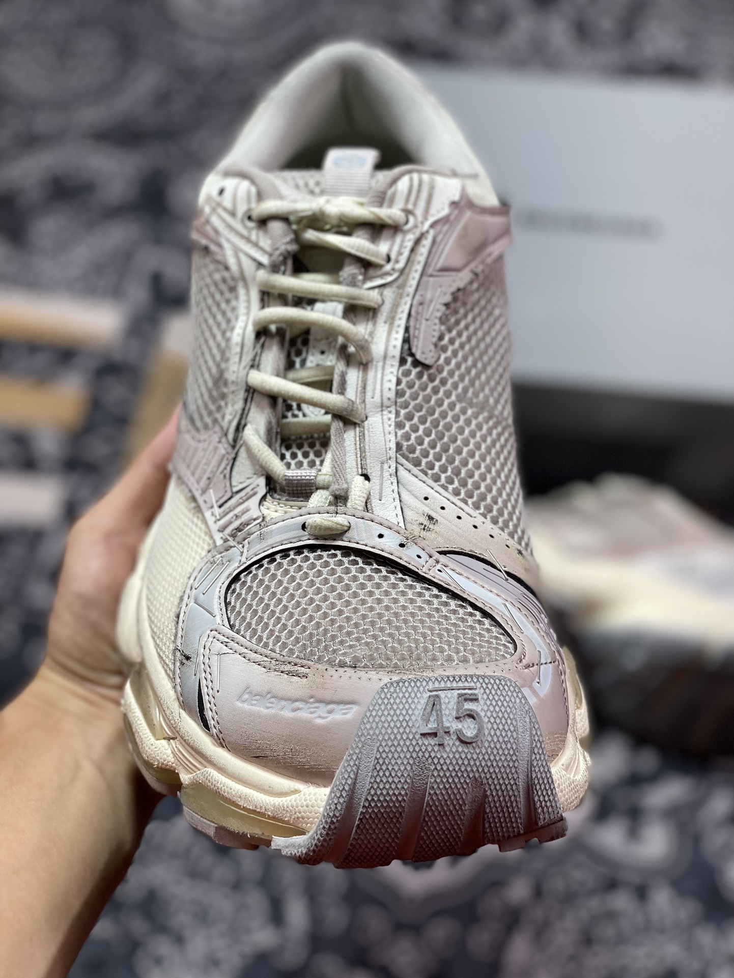 巴黎世家BALENCIAGA Stapler Low Sneakers 订书机系列14代低帮慢跑鞋“网织米灰做旧”803681 W3ST4 9191