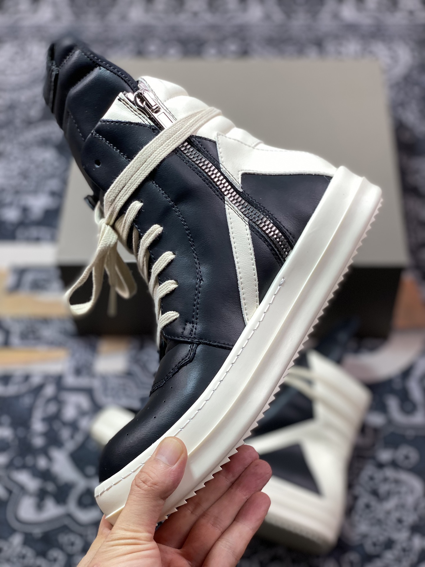 纯原 Rick Owens瑞克 欧文斯 23 Leather High Sneakers”Black/Milk” 暗黑高街经典休闲运动厚底板鞋