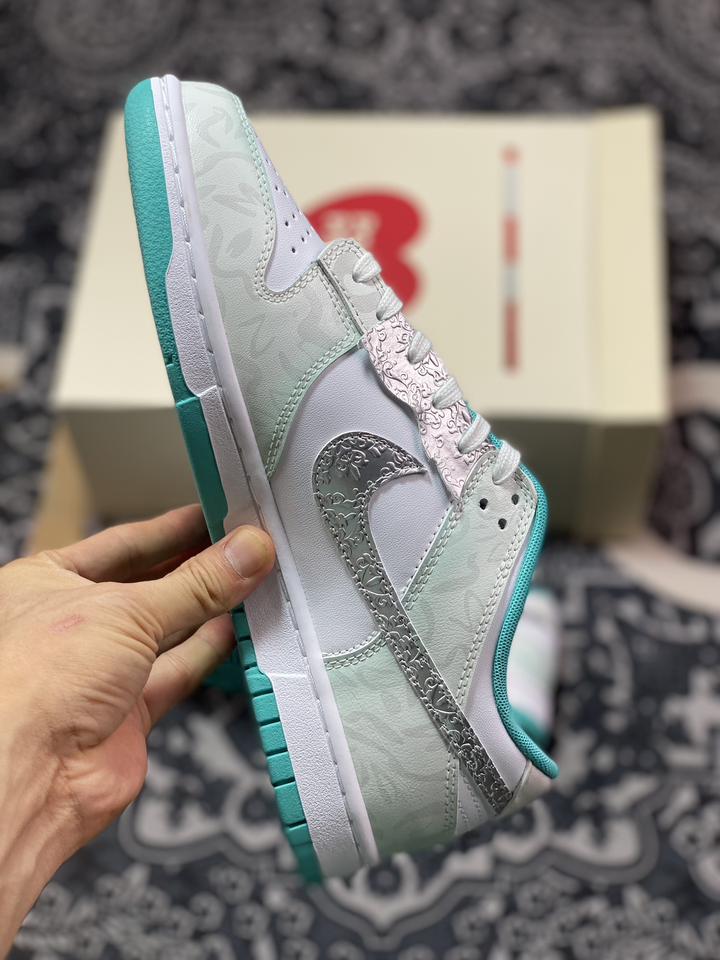 耐克Nike SB Dunk Low”Valentine's Day”扣篮系列低帮板鞋“绿薄荷心语心动邮件涂鸦”DV0833-102