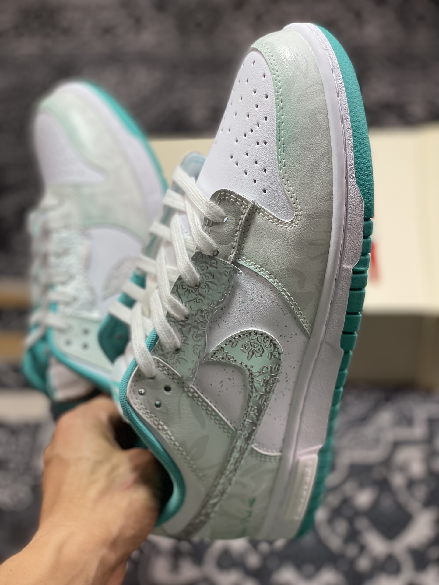 耐克Nike SB Dunk Low”Valentine's Day”扣篮系列低帮板鞋“绿薄荷心语心动邮件涂鸦”DV0833-102