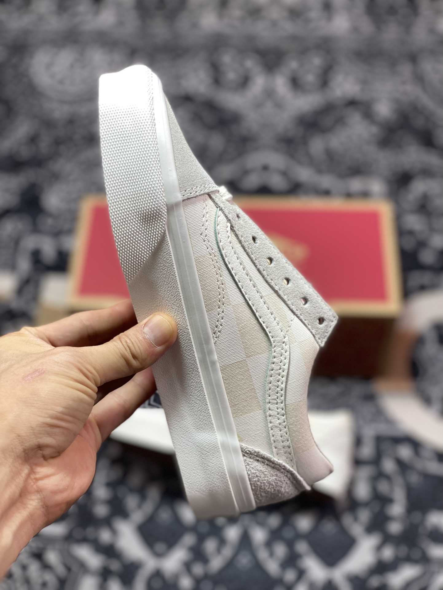 Vans Old Skool 灰白棋盘格 舒适百搭 防滑减震 休闲硫化板鞋