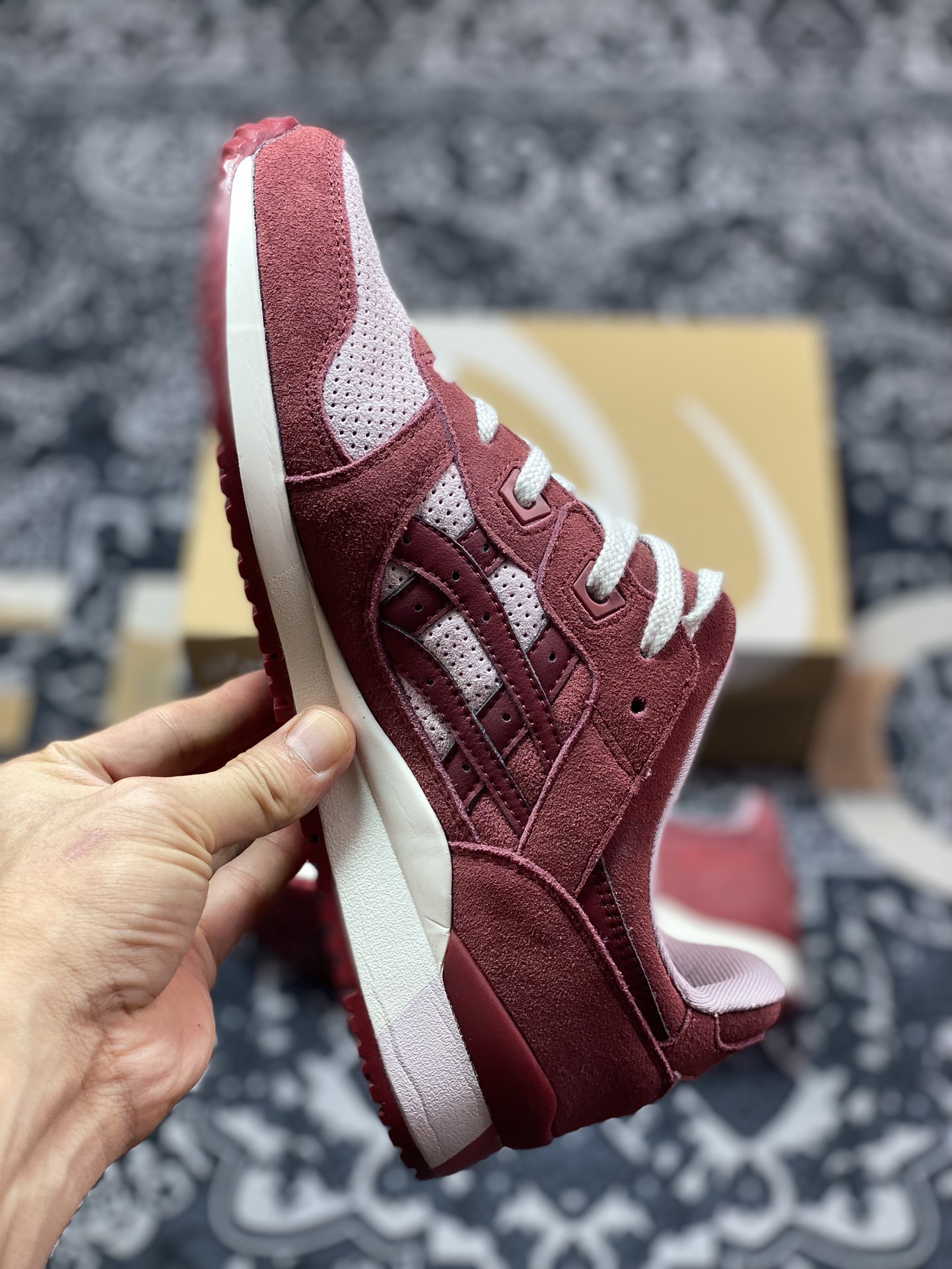 原装级别 Asics 亚瑟士 GEL-LYTE III OG 复古低帮运动休闲跑步鞋 1201A296-700