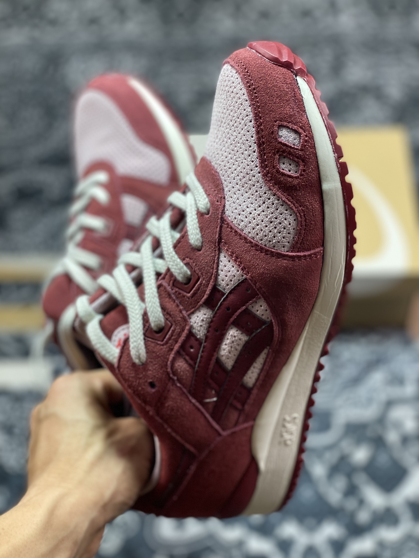 原装级别 Asics 亚瑟士 GEL-LYTE III OG 复古低帮运动休闲跑步鞋 1201A296-700