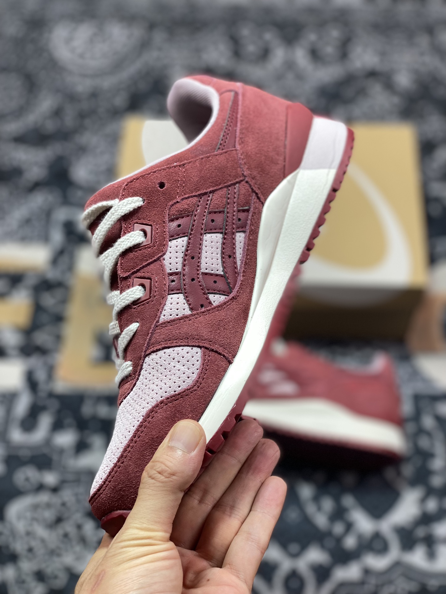 原装级别 Asics 亚瑟士 GEL-LYTE III OG 复古低帮运动休闲跑步鞋 1201A296-700