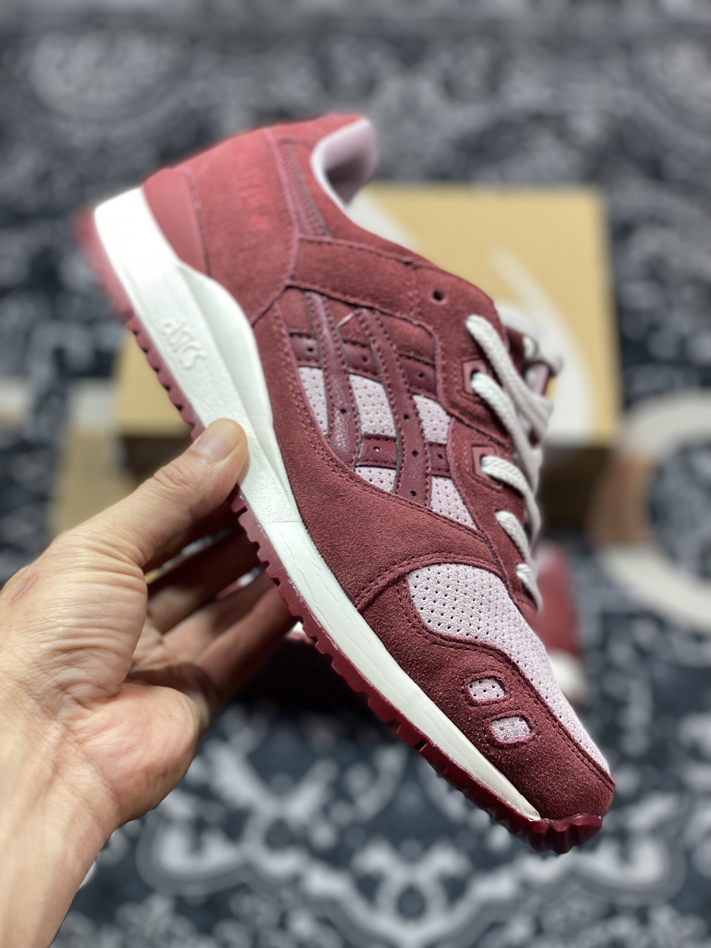 原装级别 Asics 亚瑟士 GEL-LYTE III OG 复古低帮运动休闲跑步鞋 1201A296-700