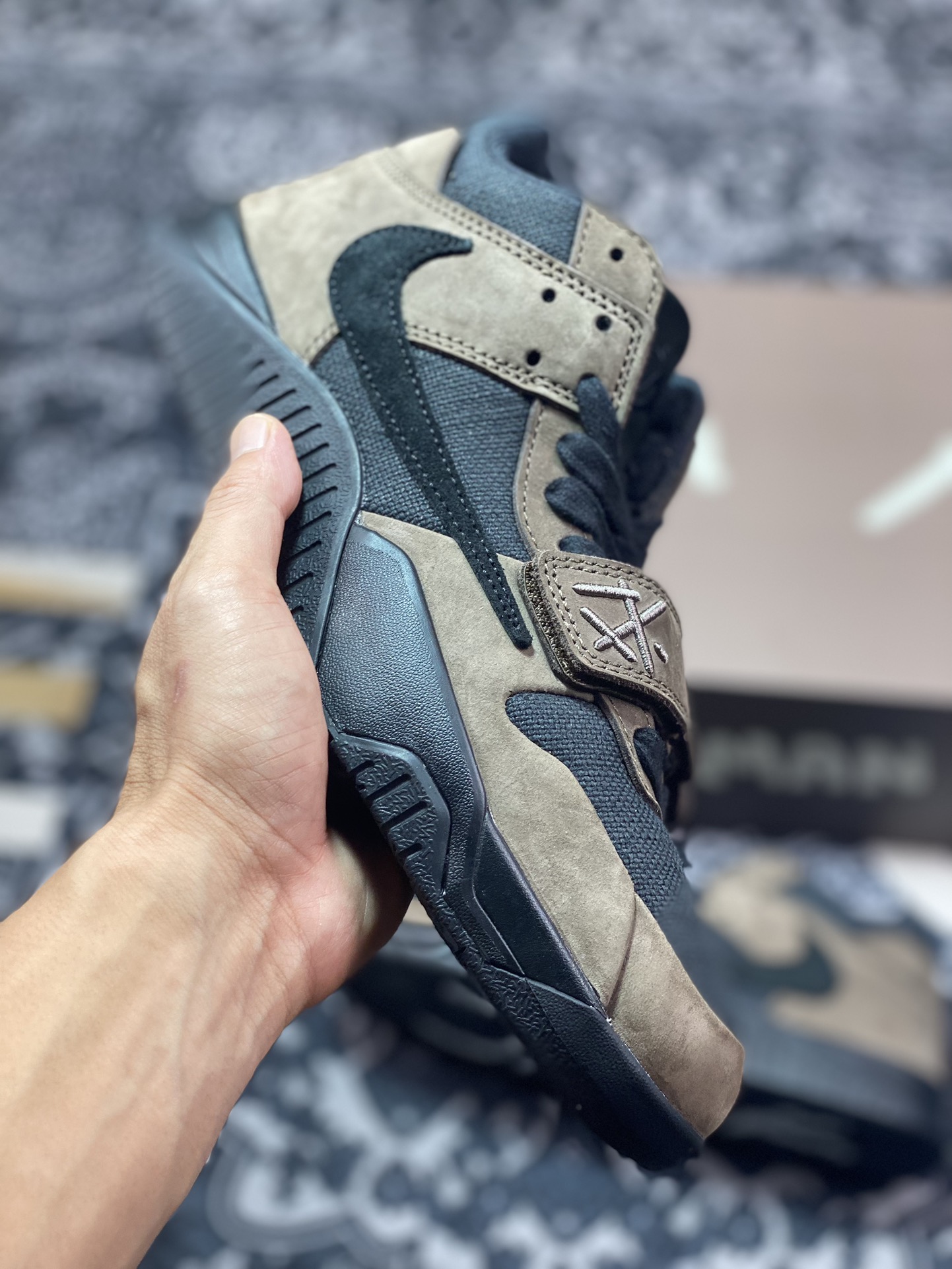 Travis Scott x Air Jordan Jumpmen Jack TR TS联名款复古文化篮球鞋 FZ8117-204