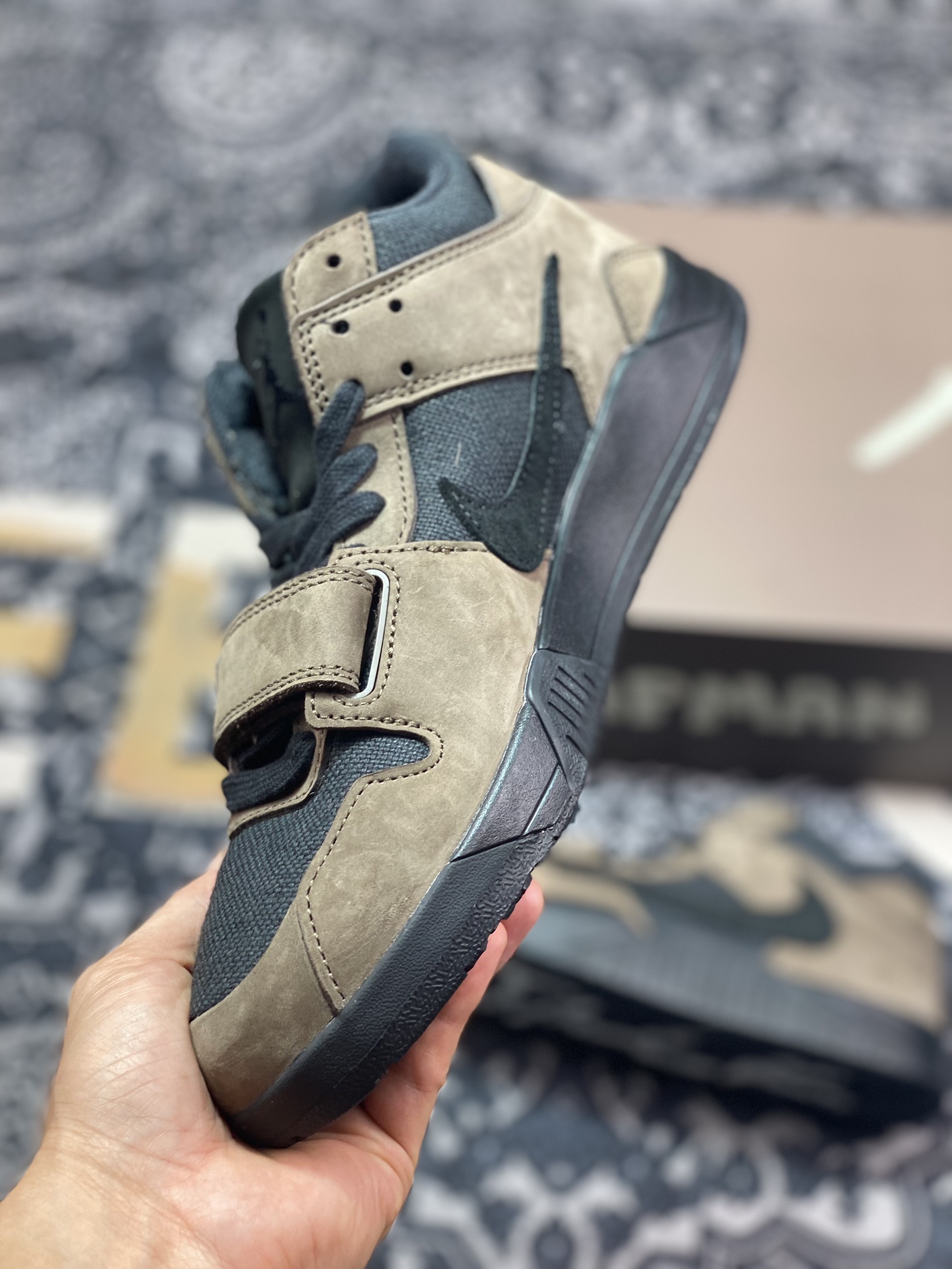 Travis Scott x Air Jordan Jumpmen Jack TR TS联名款复古文化篮球鞋 FZ8117-204