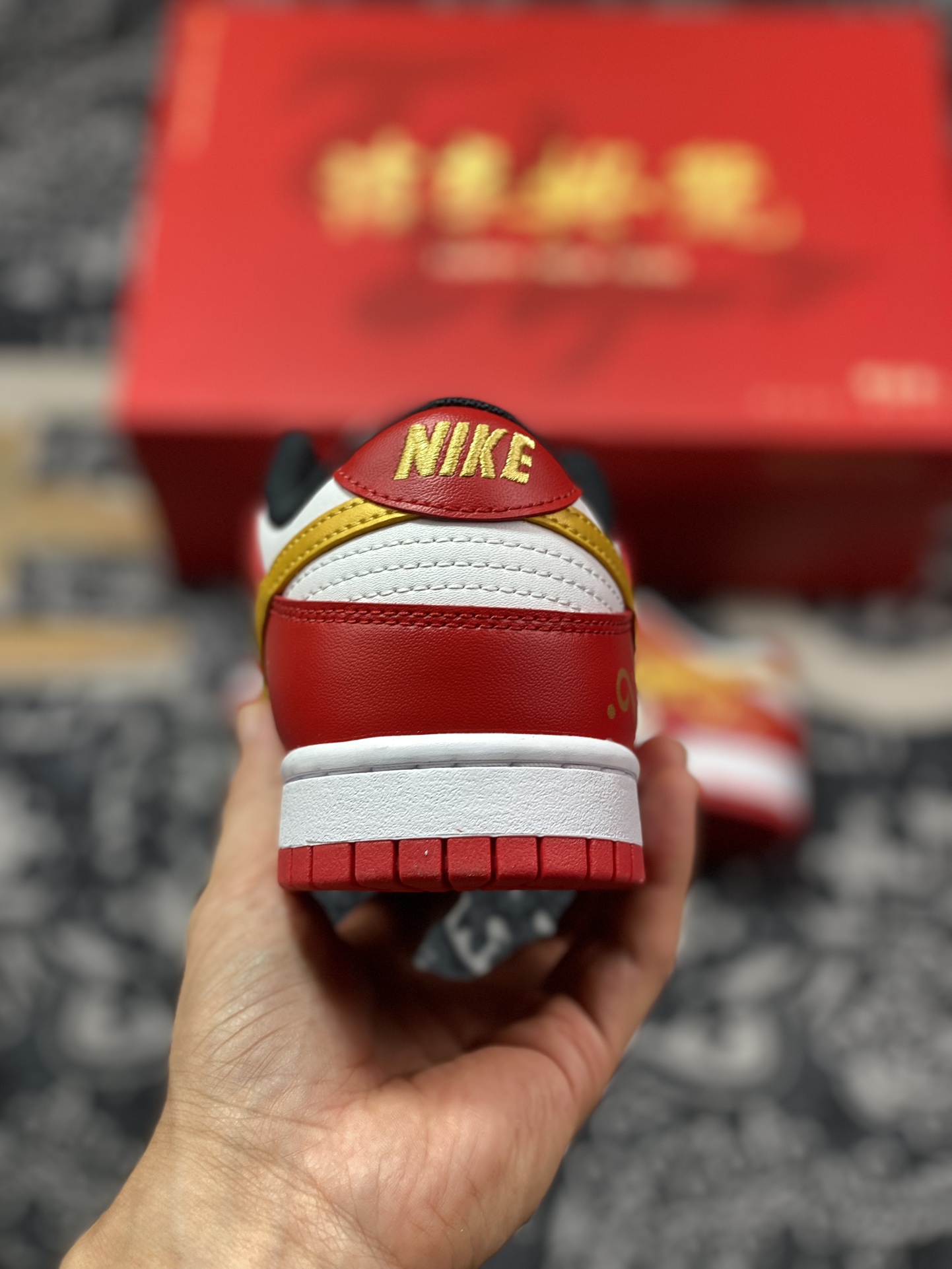 原装级别 礼盒版 NK Dunk Low 客制款 ”婚鞋” 低帮休闲板鞋 FD9762-061