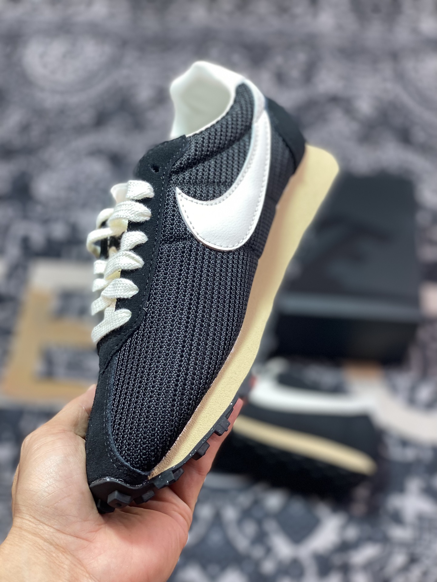 耐克Nike LD-1000 SP”Black Sesame”华夫一代系列华夫复古休闲运动慢跑鞋“网织黑白氧化底”HM0950-001