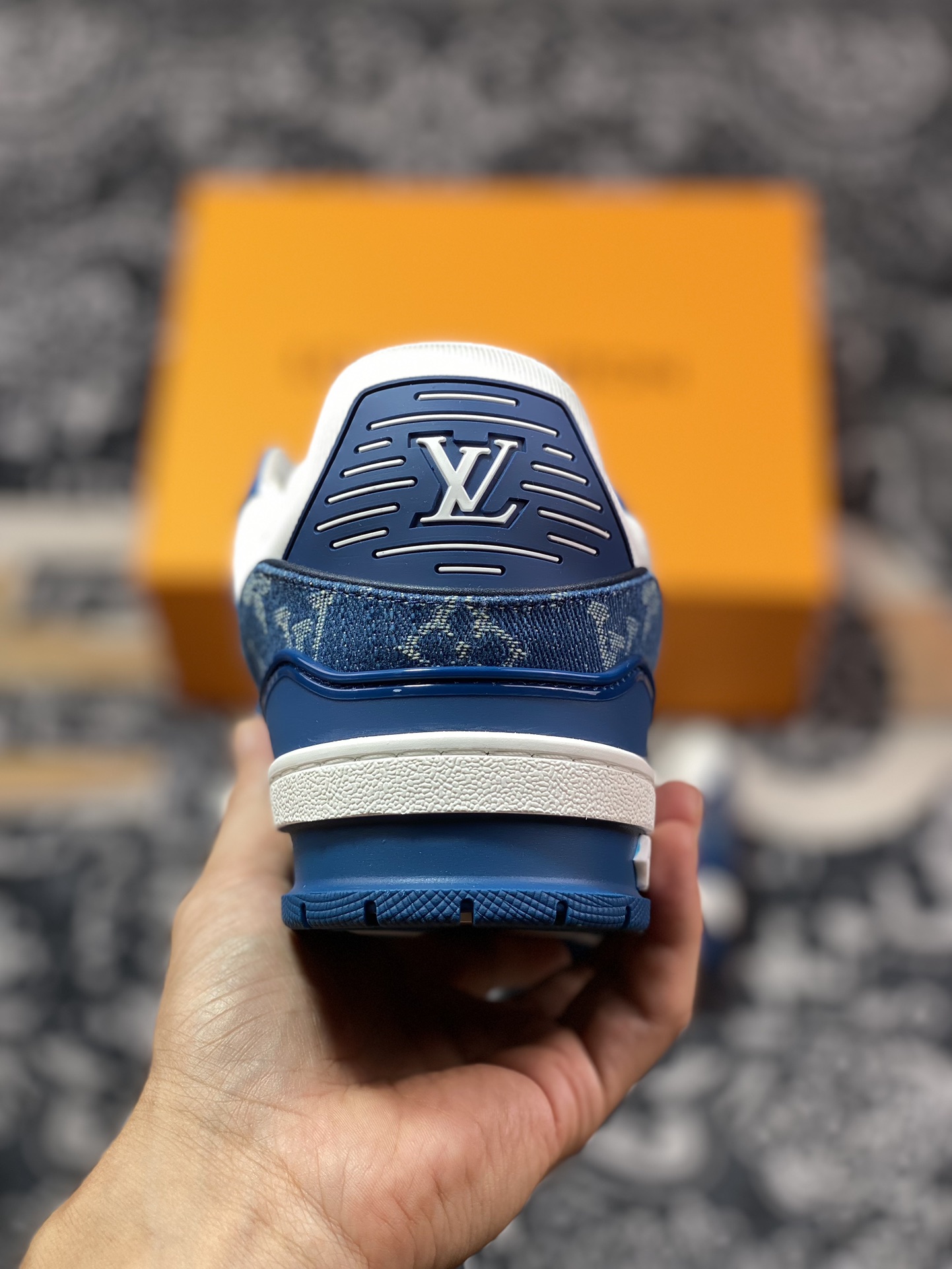 Louis Vuitton Trainer Sneaker Low休闲运动文化百搭篮球板鞋