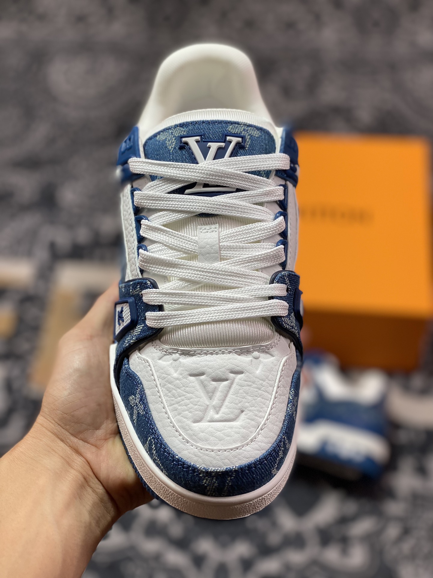 Louis Vuitton Trainer Sneaker Low休闲运动文化百搭篮球板鞋