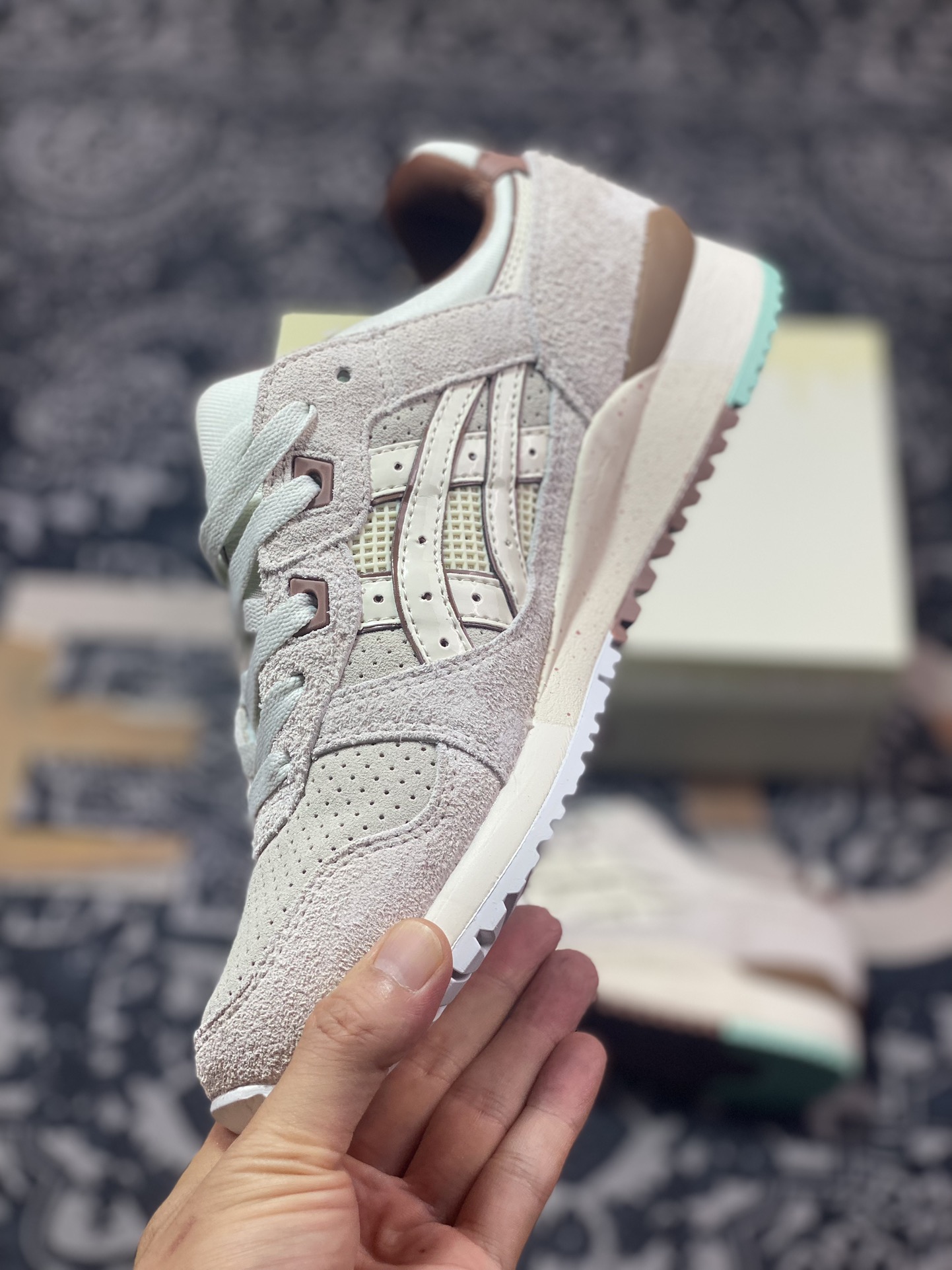 Nice Kicks x ASICS Gel Lyte III OG”Nice Cream”亚瑟士3代系列低帮跑步鞋“联名冰淇淋奶白棕樱桃”1201A460-750