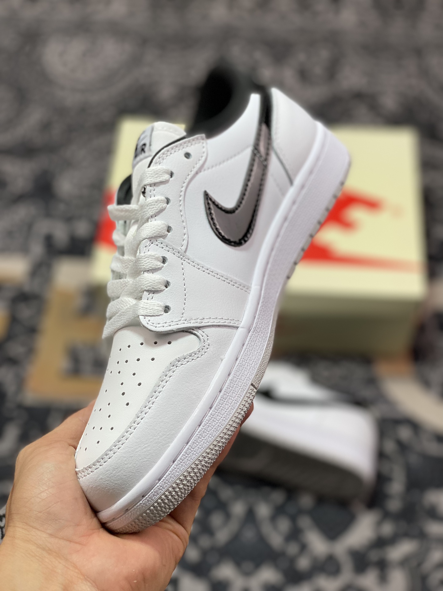 原厂级别 Air Jordan AJ1 Low 大低帮系列 FB9933-102