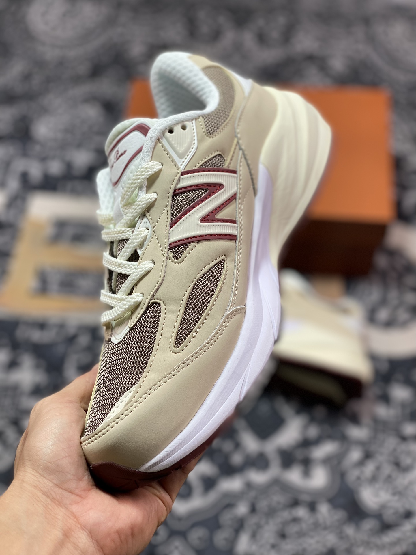 Loro Piana x NB新百伦New Balance in USA M990v6”Raw Cashew”六代系列美产血统跑步鞋“联名奶黄褐色酒红”U990LO6