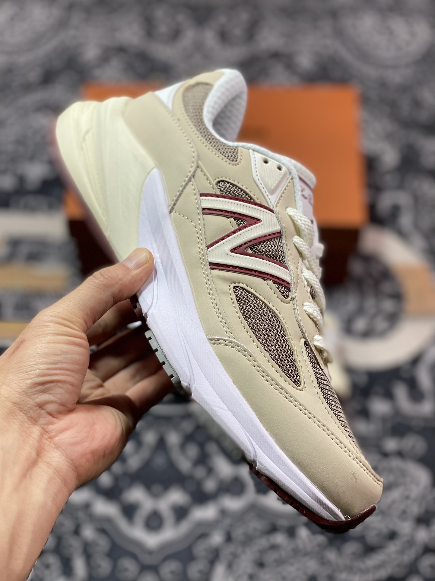 Loro Piana x NB新百伦New Balance in USA M990v6”Raw Cashew”六代系列美产血统跑步鞋“联名奶黄褐色酒红”U990LO6