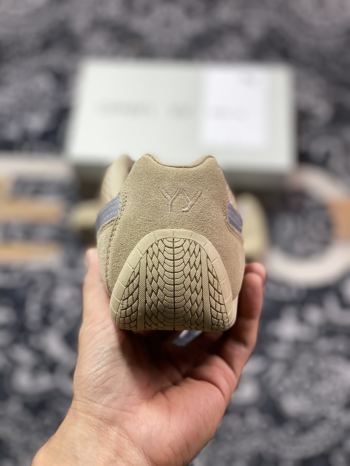 Puma Speedca”Prairie Tan Matte Silver”极速赛车系列低帮德训赛车鞋“翻毛沙土棕银”397397-02