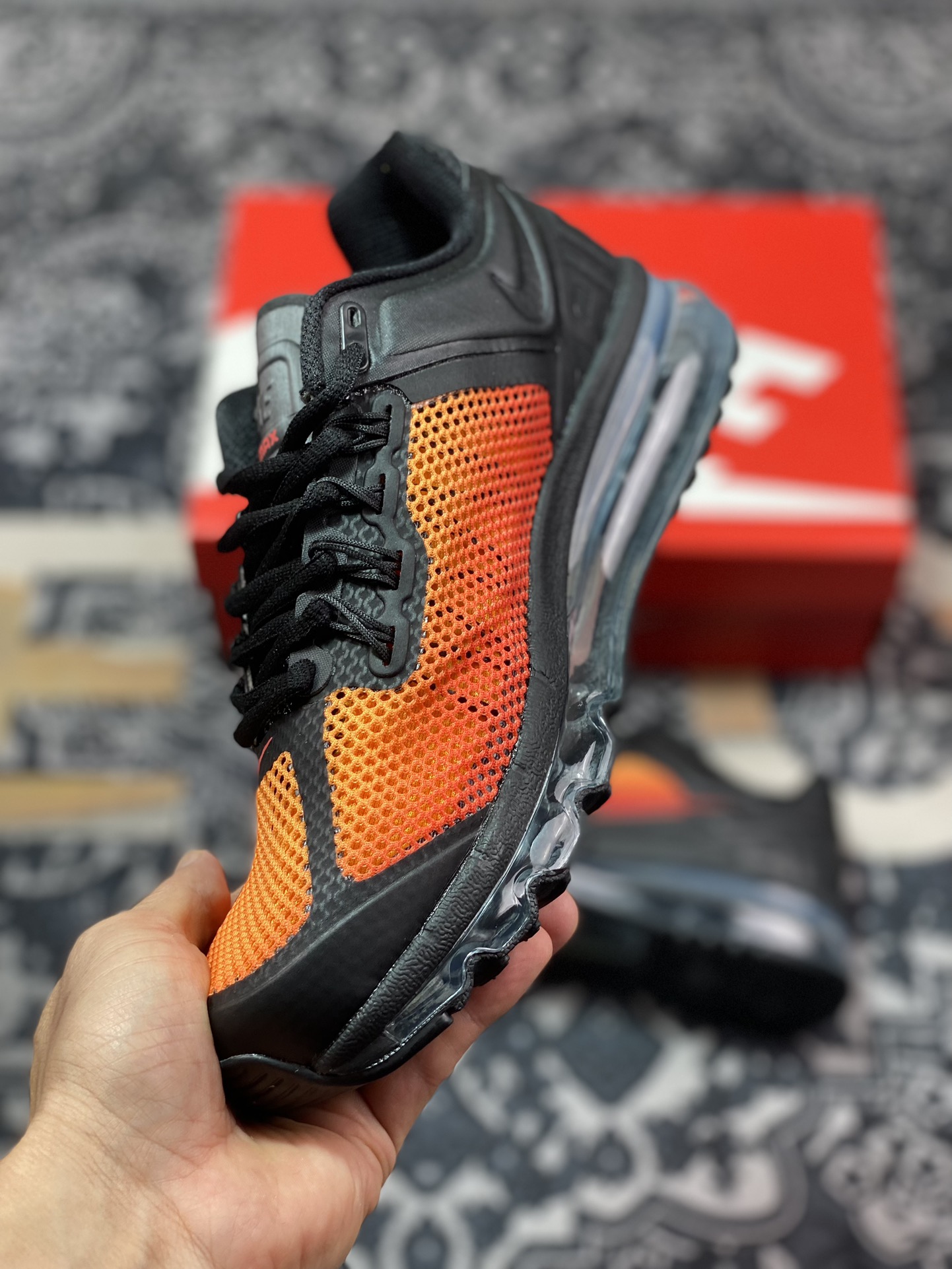 耐克Nike Air Max 2013”Sunset”2013大气垫系列低帮慢跑鞋“网织黑太阳橙”HF4887-873