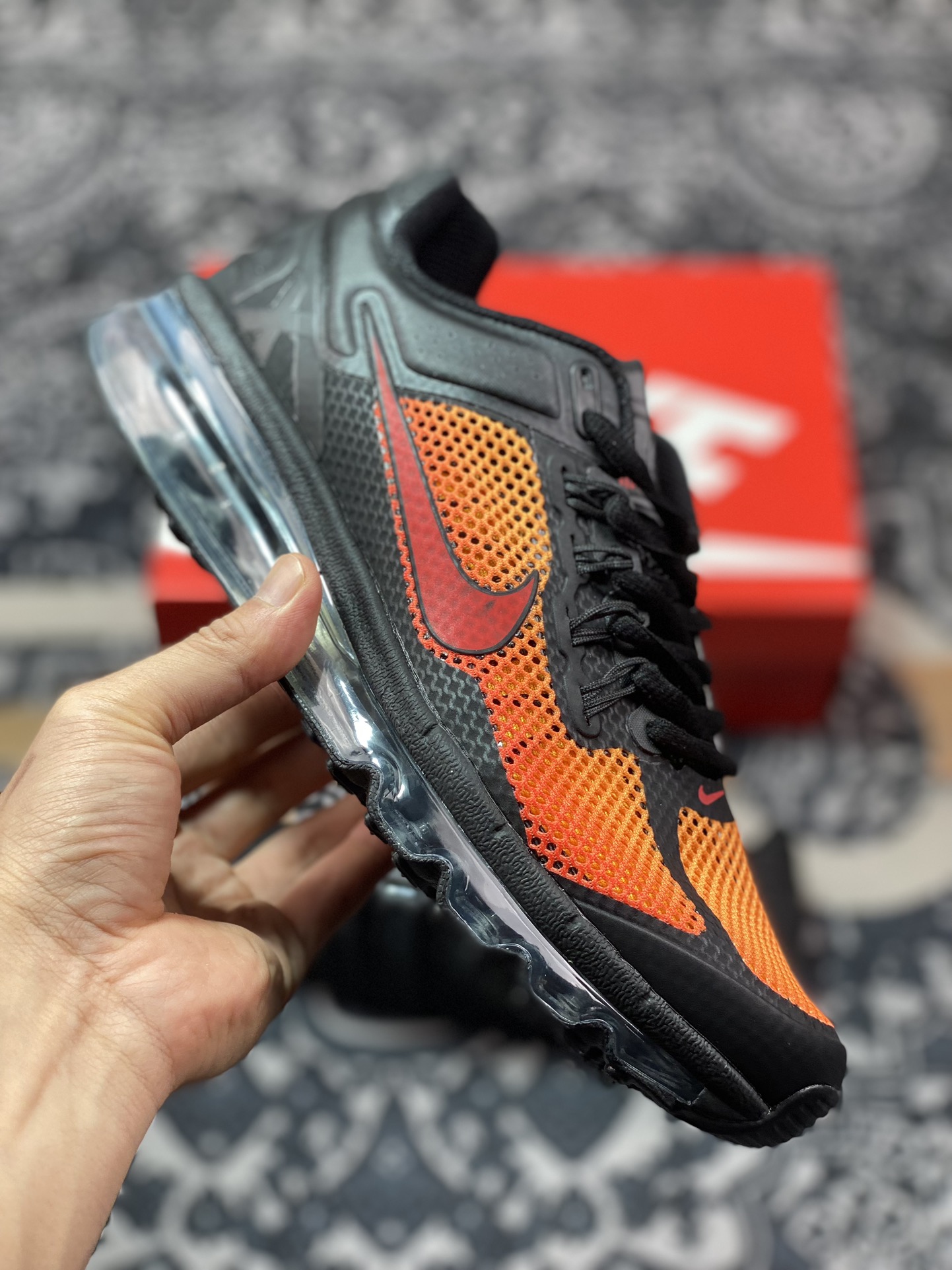 耐克Nike Air Max 2013”Sunset”2013大气垫系列低帮慢跑鞋“网织黑太阳橙”HF4887-873