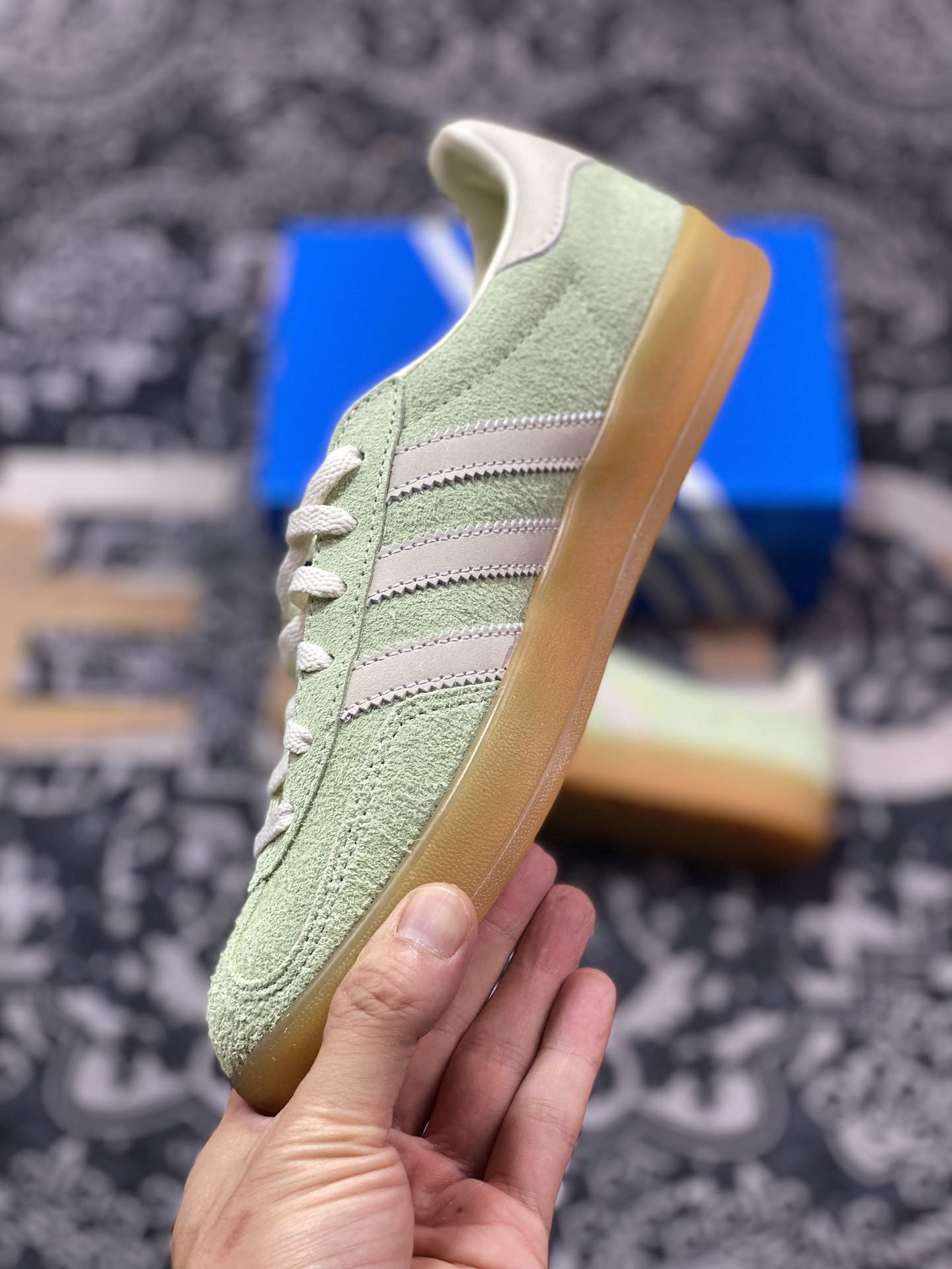 阿迪达斯Adidas Gazelle Indoor Trainers 羚羊内训系列低帮板鞋“翻毛抹茶绿米白生胶底”IE2948