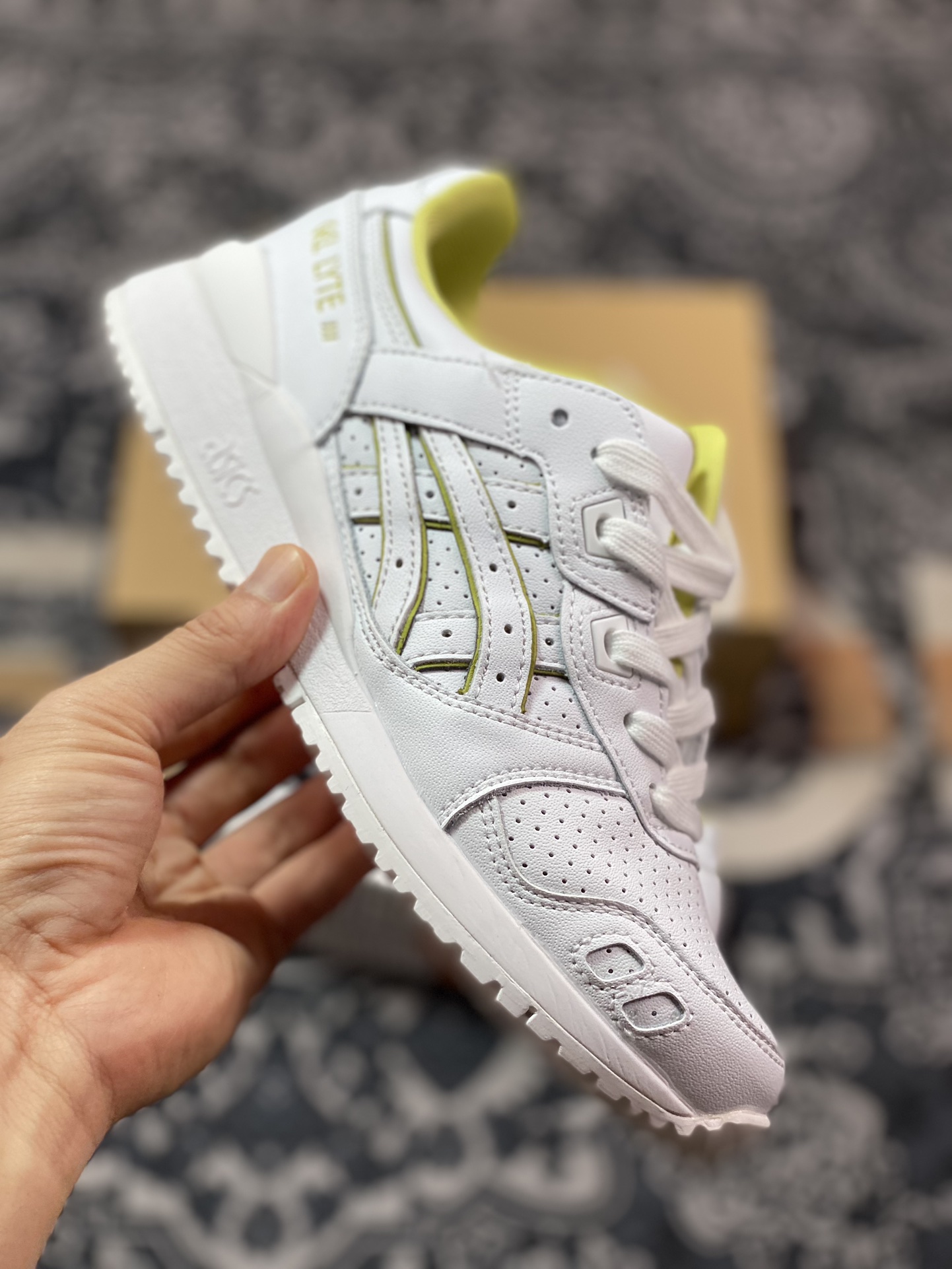 Nice Kicks x ASICS Gel Lyte III OG”Nice Cream”亚瑟士3代系列低帮跑步鞋“联名冰淇淋白黄”H7L3L-0100