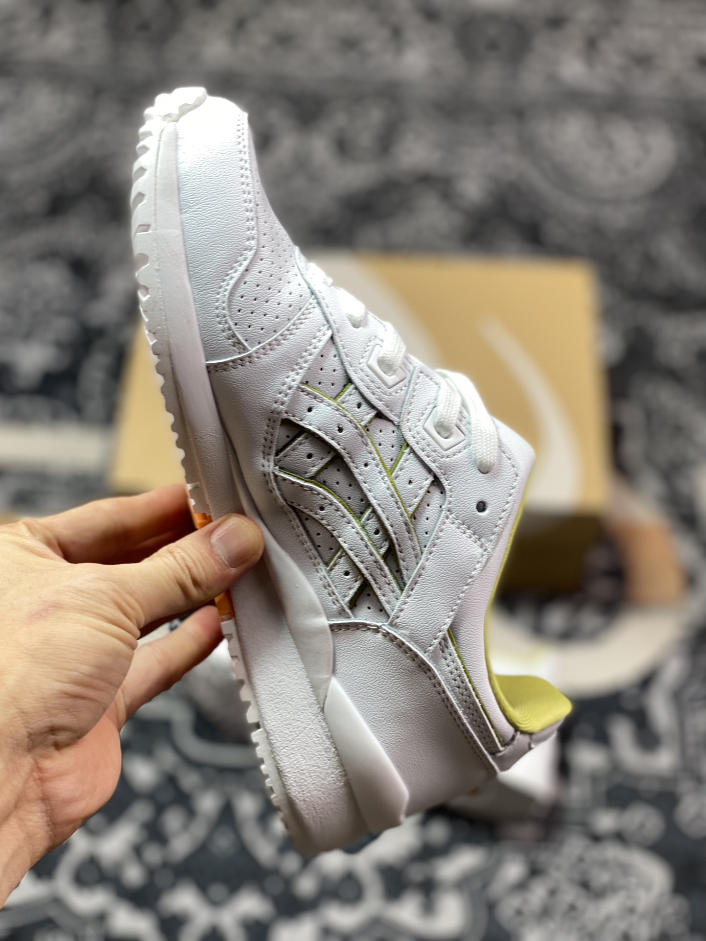 Nice Kicks x ASICS Gel Lyte III OG”Nice Cream”亚瑟士3代系列低帮跑步鞋“联名冰淇淋白黄”H7L3L-0100