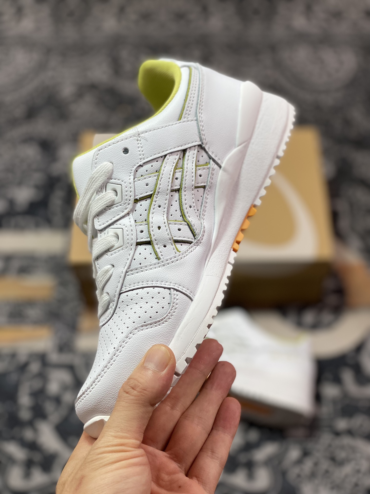 Nice Kicks x ASICS Gel Lyte III OG”Nice Cream”亚瑟士3代系列低帮跑步鞋“联名冰淇淋白黄”H7L3L-0100