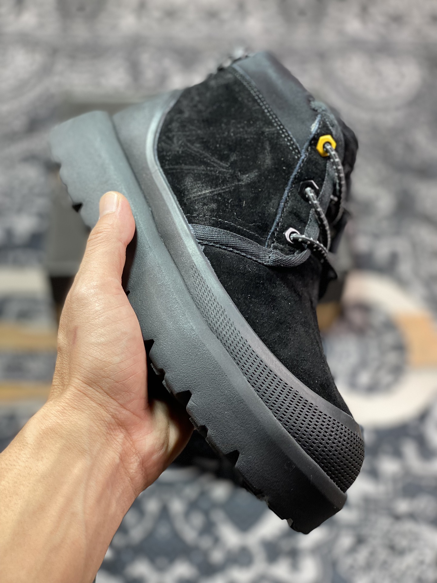 UGG M Neumel Weather Hybrid 纽姆防水混合系列中帮鼠靴“加绒全黑”1143991-BBLC