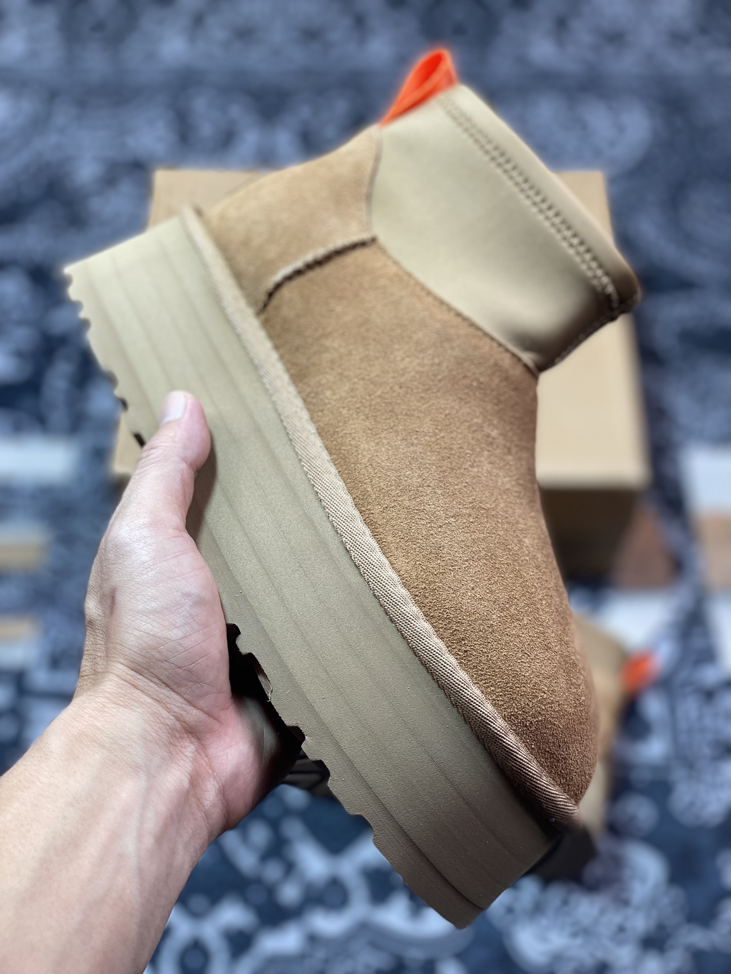 UGG W Classic Mini Dipper 迪普迷你系列加厚款西靴“栗子棕红编织加绒”1168170-CHE