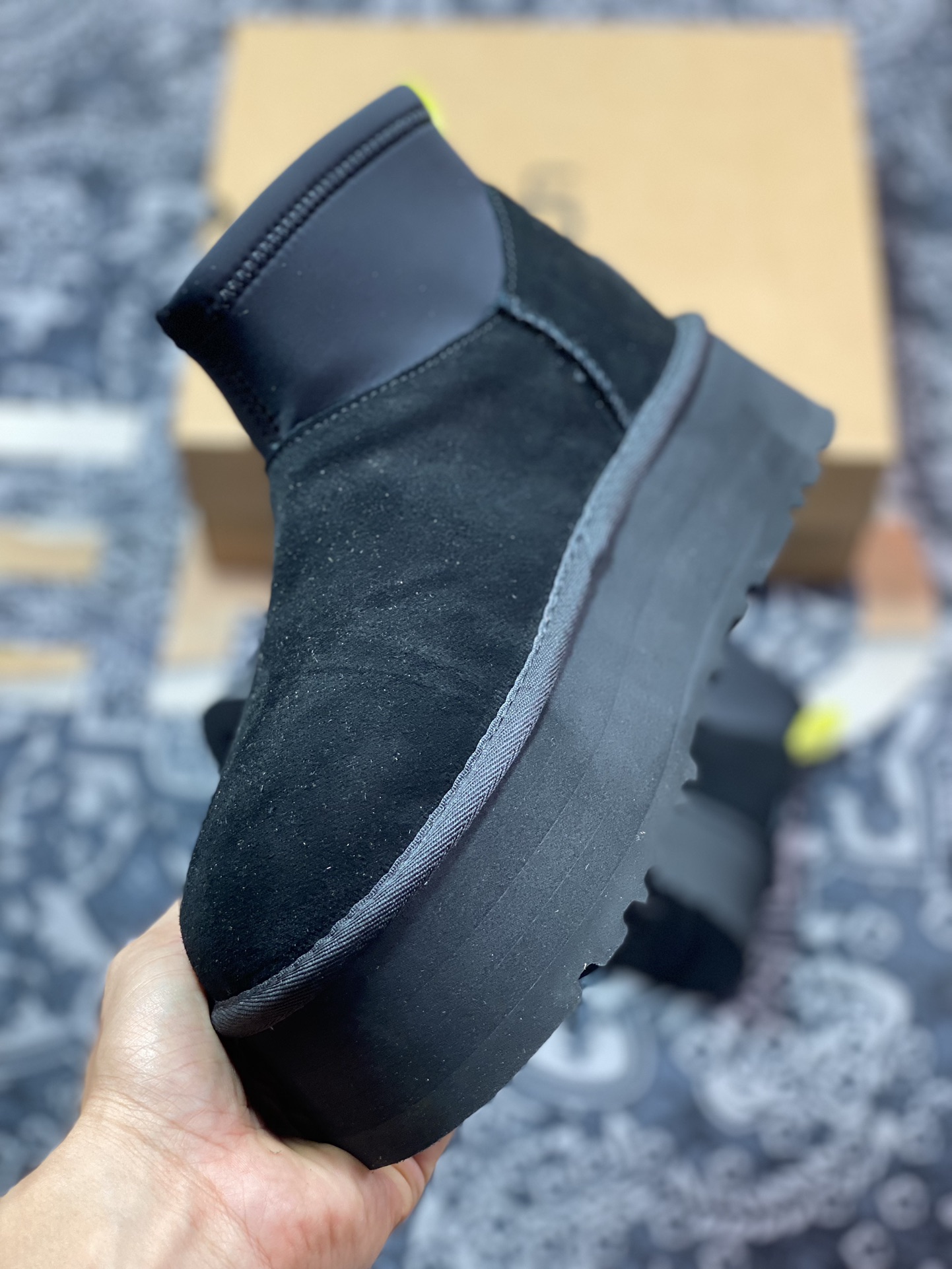 UGG W Classic Mini Dipper 迪普迷你系列加厚款轻量化西靴“全黑编织加绒”1168170-WDAKOTA