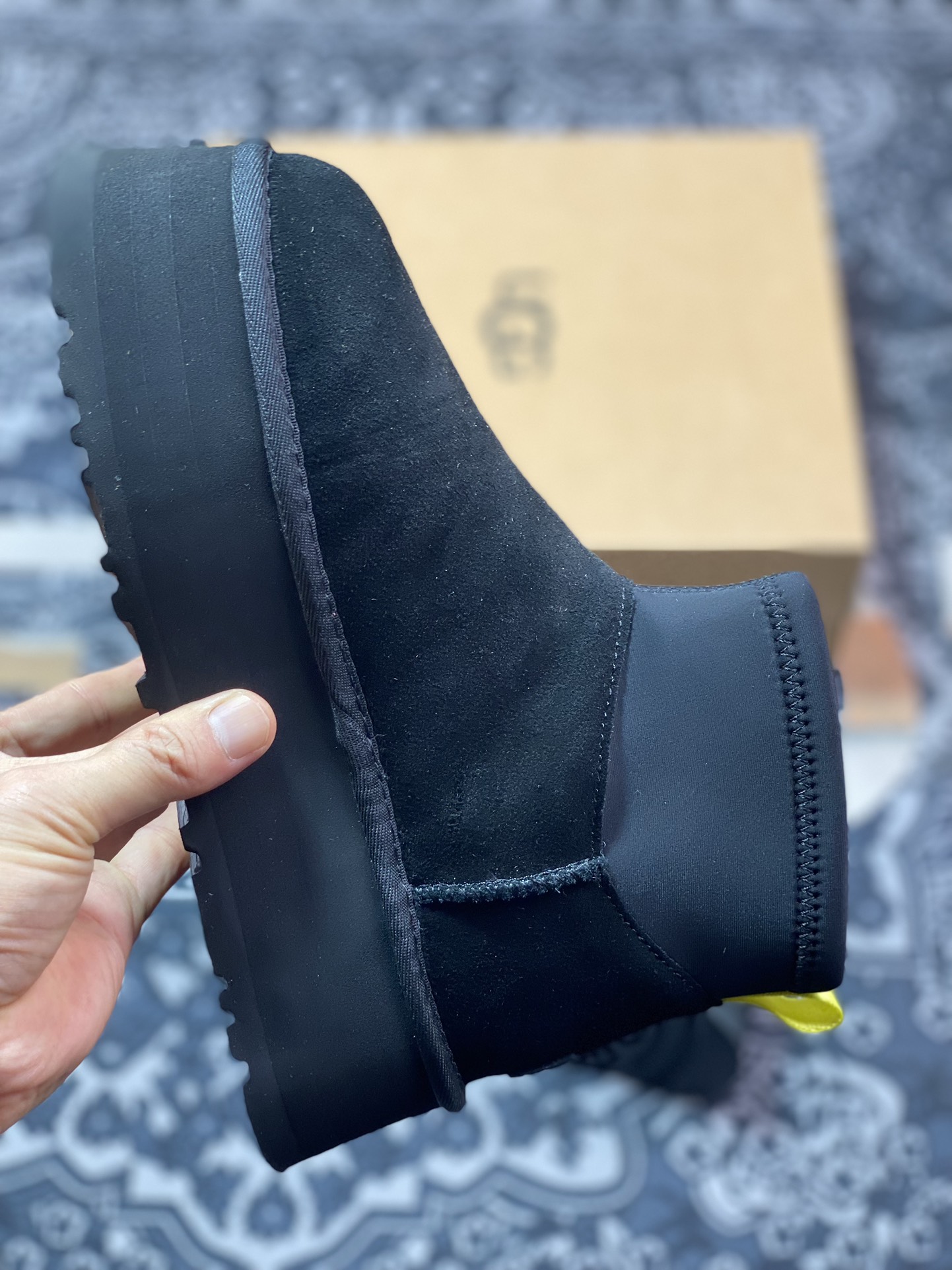 UGG W Classic Mini Dipper 迪普迷你系列加厚款轻量化西靴“全黑编织加绒”1168170-WDAKOTA