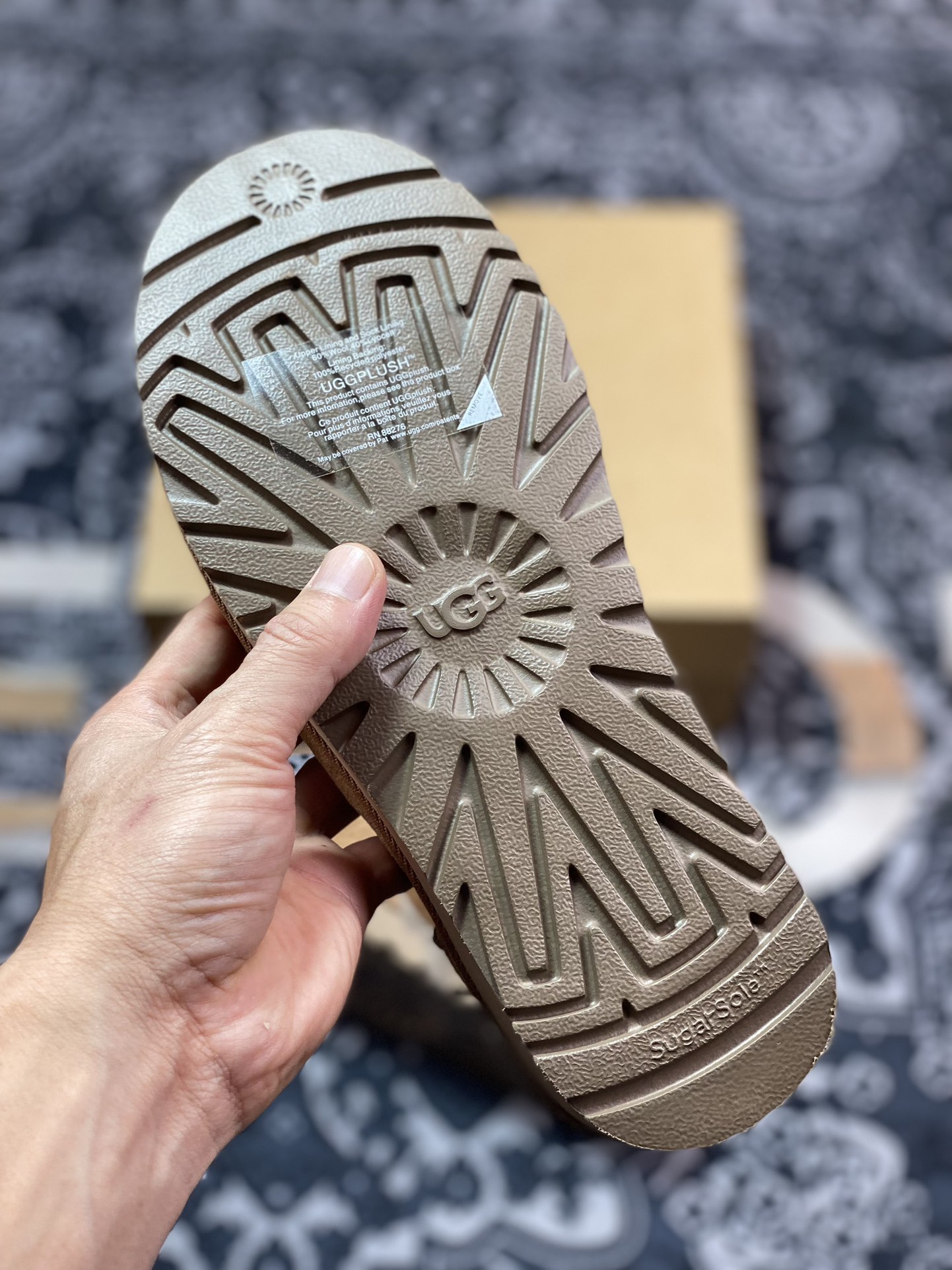 UGG W Mini Bailey Button II 迷你贝莉纽扣2.0系列经典女士短筒休闲百搭短靴“栗子棕加绒”1016422-CHE