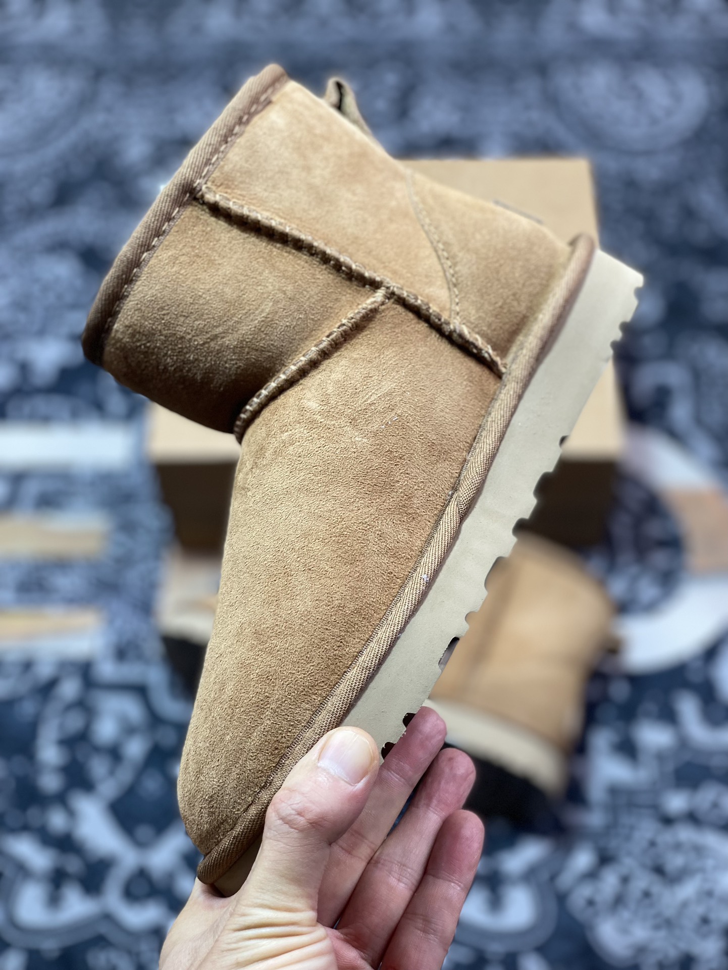 UGG W Classic Mini II 经典迷你2.0系列短筒休闲百搭短靴“栗子棕加绒”1016222-CHE