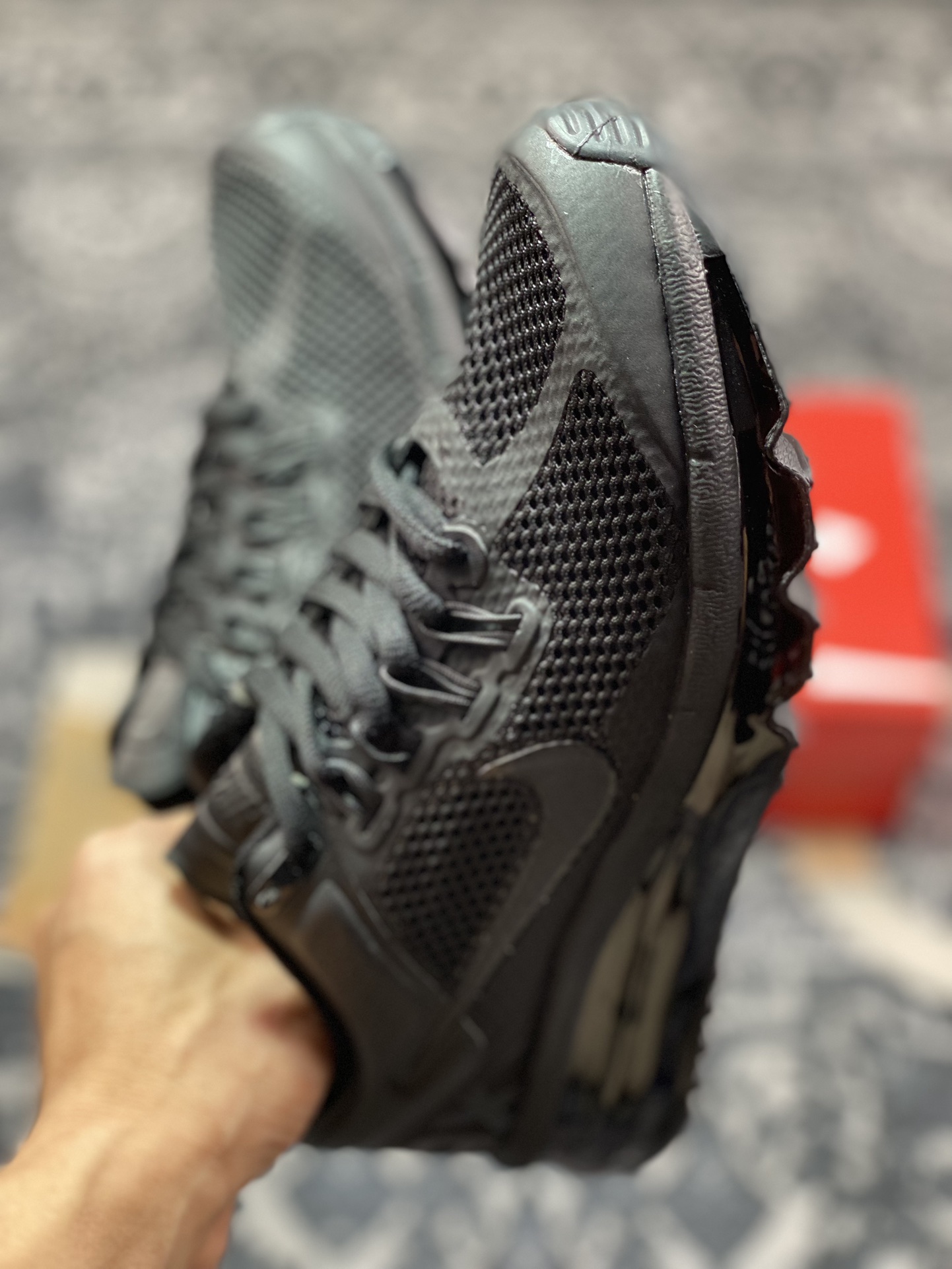 耐克Nike Air Max 2013”Triple Black”2013大气垫慢跑鞋“网织全黑武士”FZ3156-010