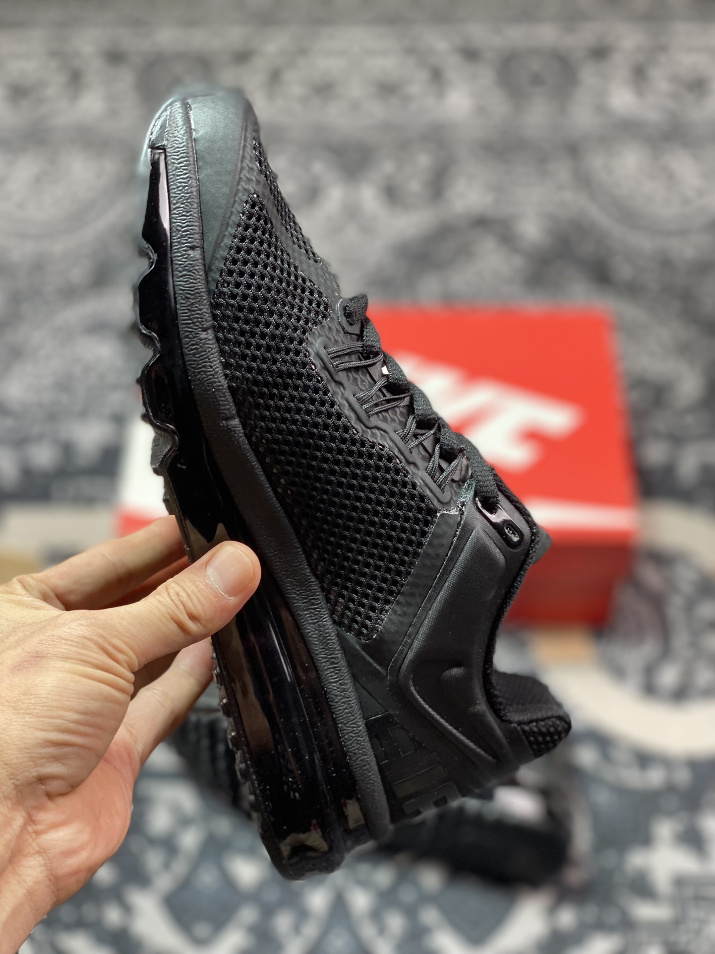 耐克Nike Air Max 2013”Triple Black”2013大气垫慢跑鞋“网织全黑武士”FZ3156-010