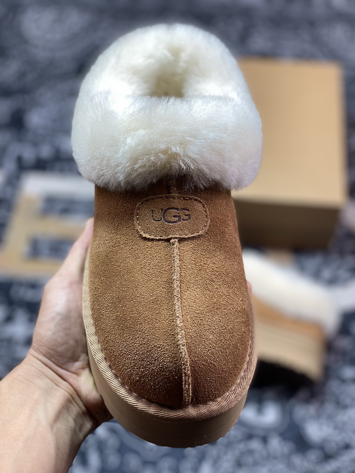 美国轻奢品牌UGG W Tazzla Platform Slippers塔次特系列加厚款低帮松便鞋“栗子棕加绒”1134811-CHE