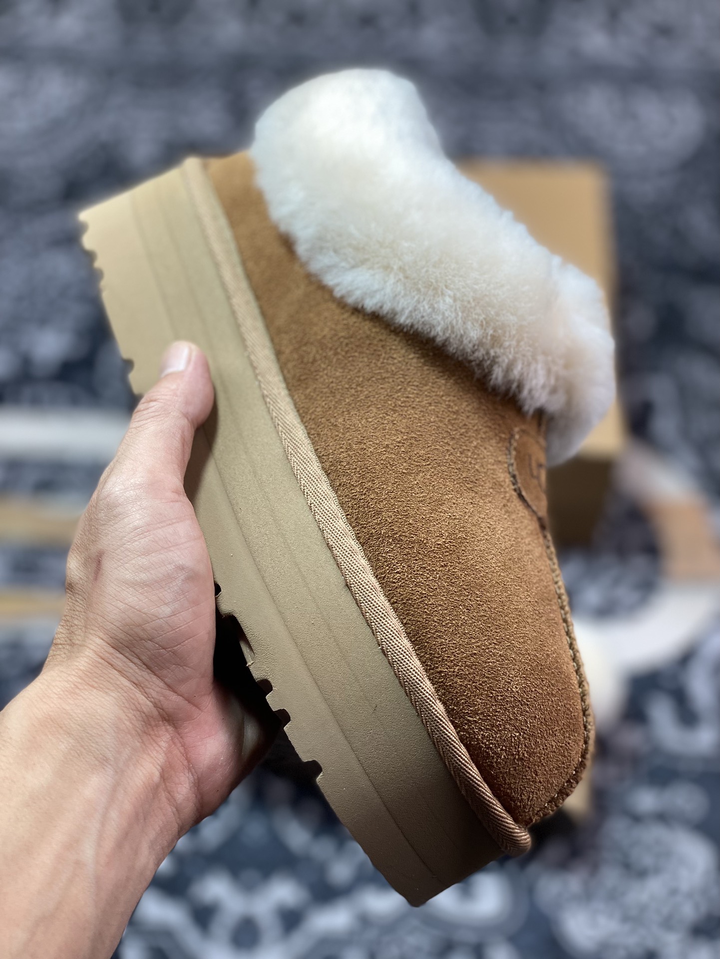 美国轻奢品牌UGG W Tazzla Platform Slippers塔次特系列加厚款低帮松便鞋“栗子棕加绒”1134811-CHE