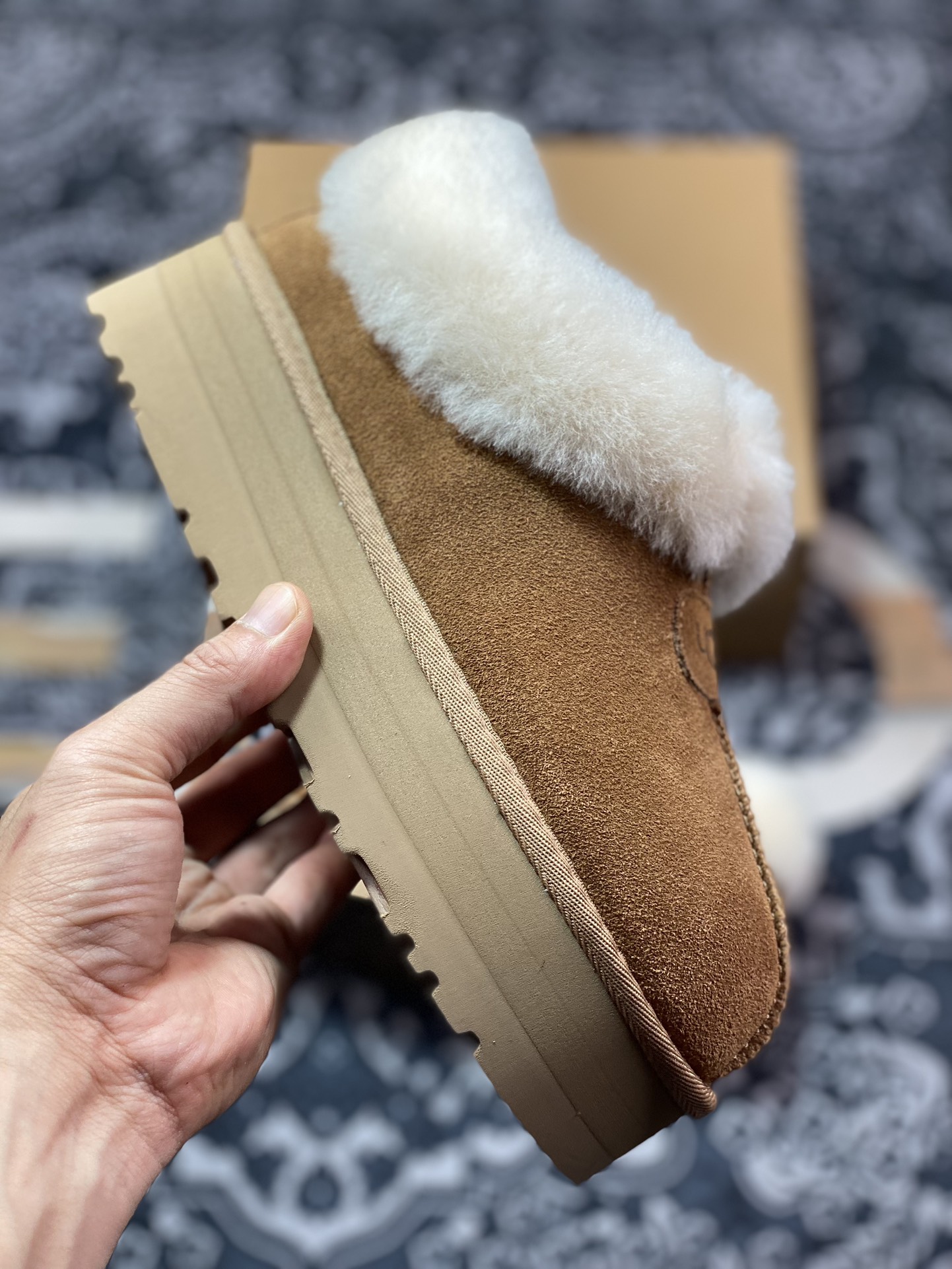 美国轻奢品牌UGG W Tazzla Platform Slippers塔次特系列加厚款低帮松便鞋“栗子棕加绒”1134811-CHE