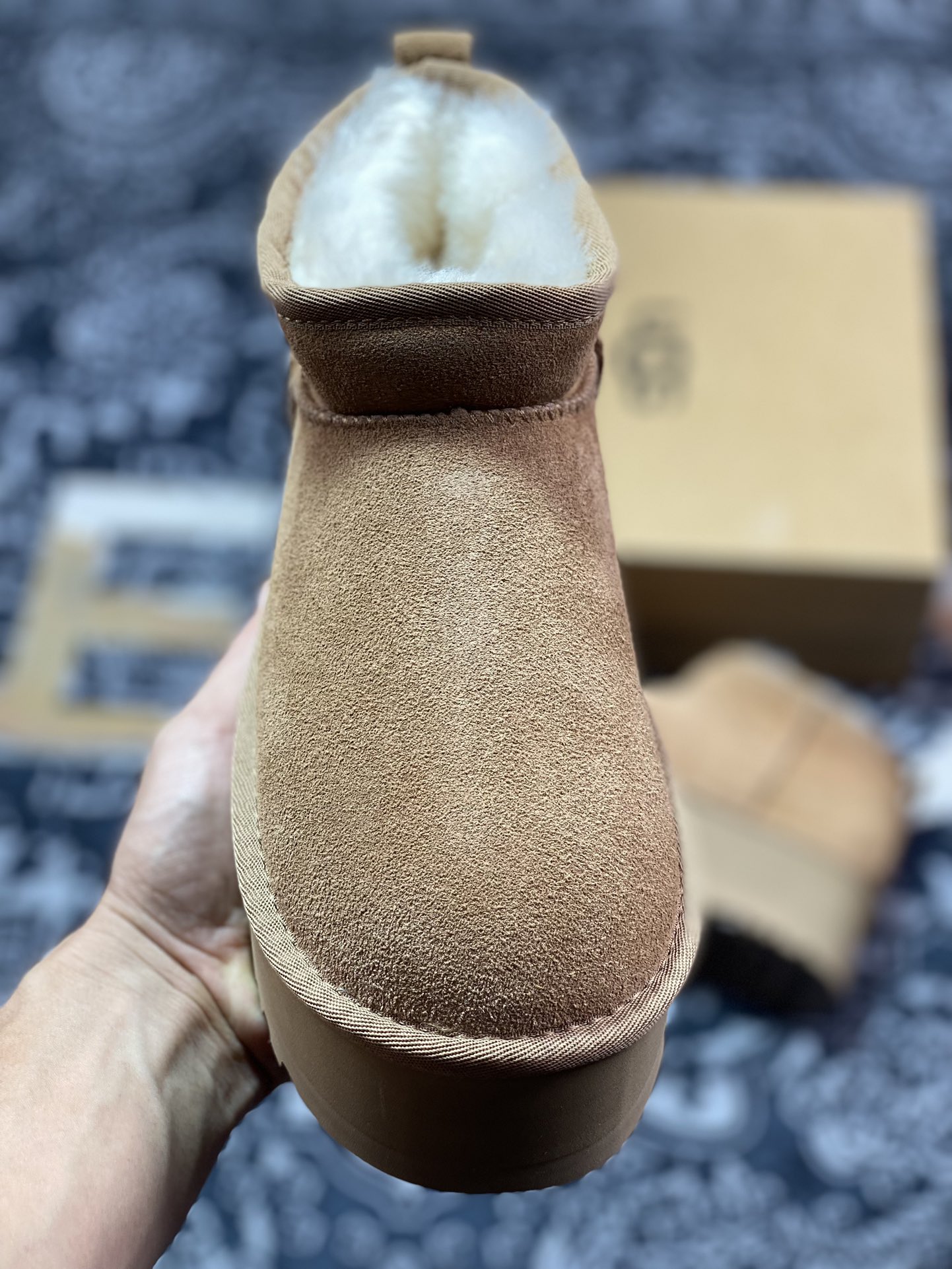 UGG W Classic Ultra Mini Platform 迷你增强厚底版系列短筒短靴“可乐深棕加绒”11350952-CHE