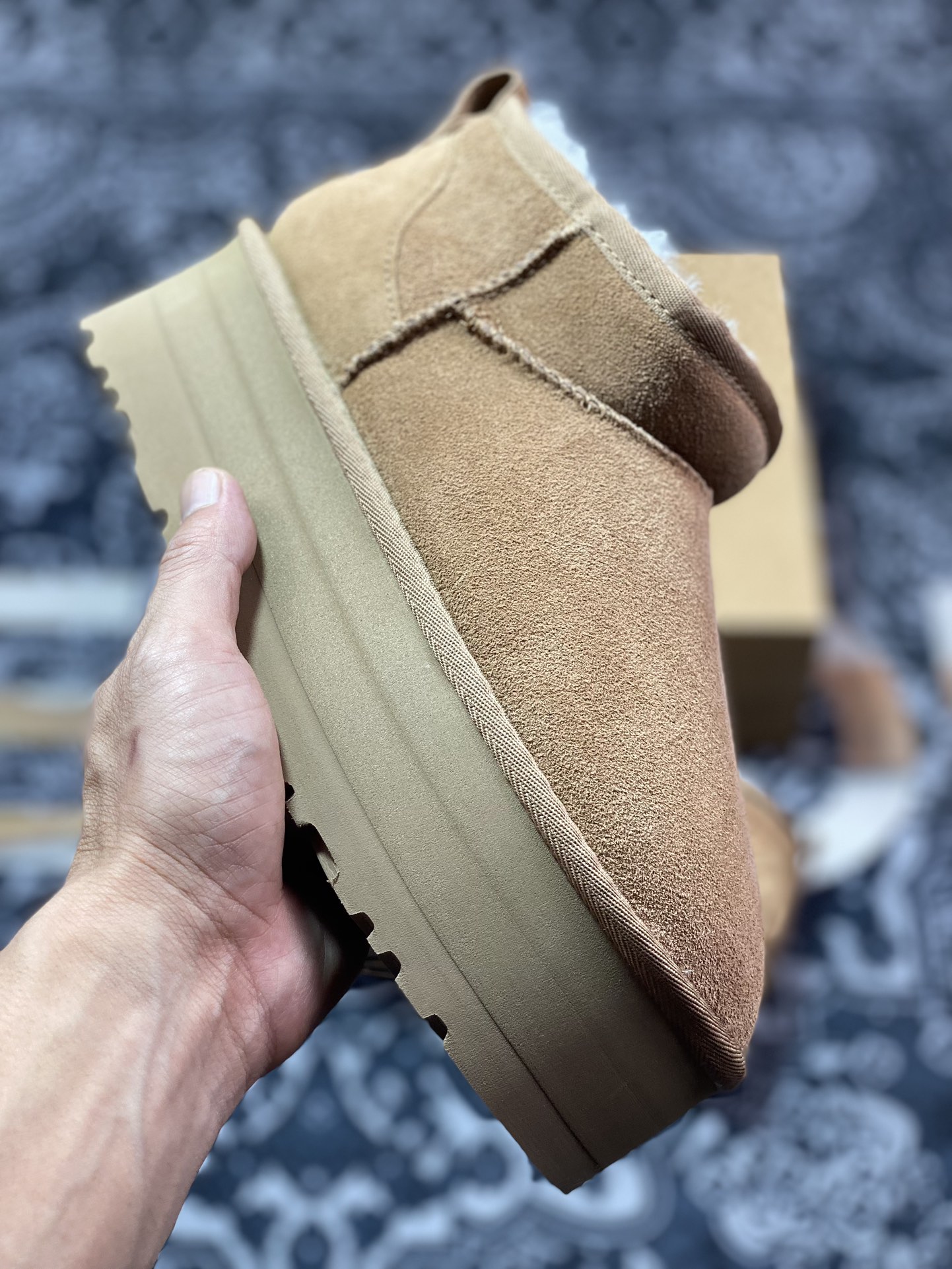 UGG W Classic Ultra Mini Platform 迷你增强厚底版系列短筒短靴“可乐深棕加绒”11350952-CHE