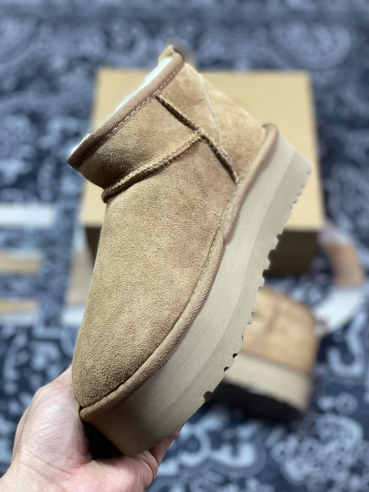 品牌UGG W Classic Ultra Mini Platform Bovelty 新奇增强厚底版短靴“可乐深棕加绒”1116109-CHE