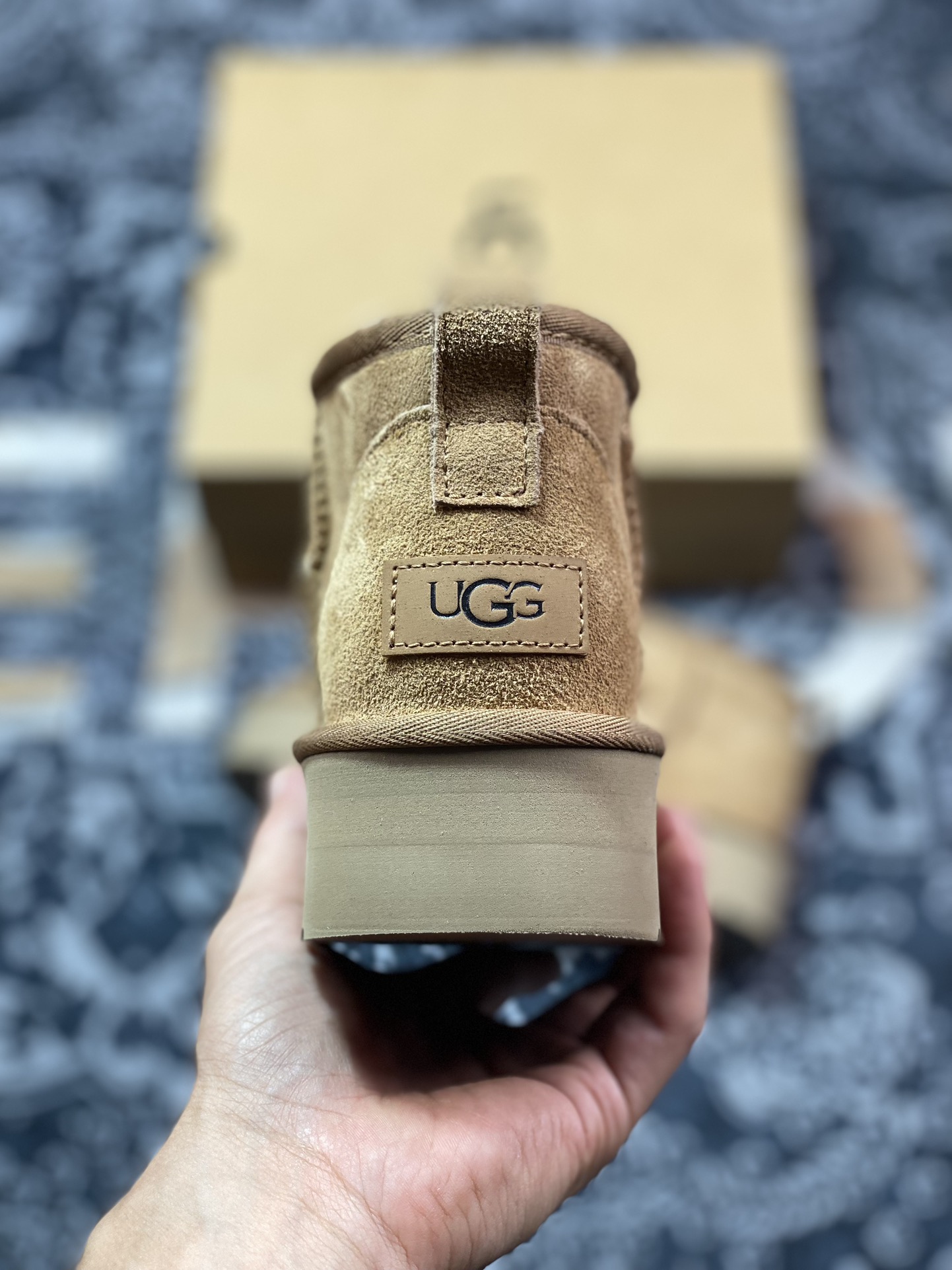 品牌UGG W Classic Ultra Mini Platform Bovelty 新奇增强厚底版短靴“可乐深棕加绒”1116109-CHE