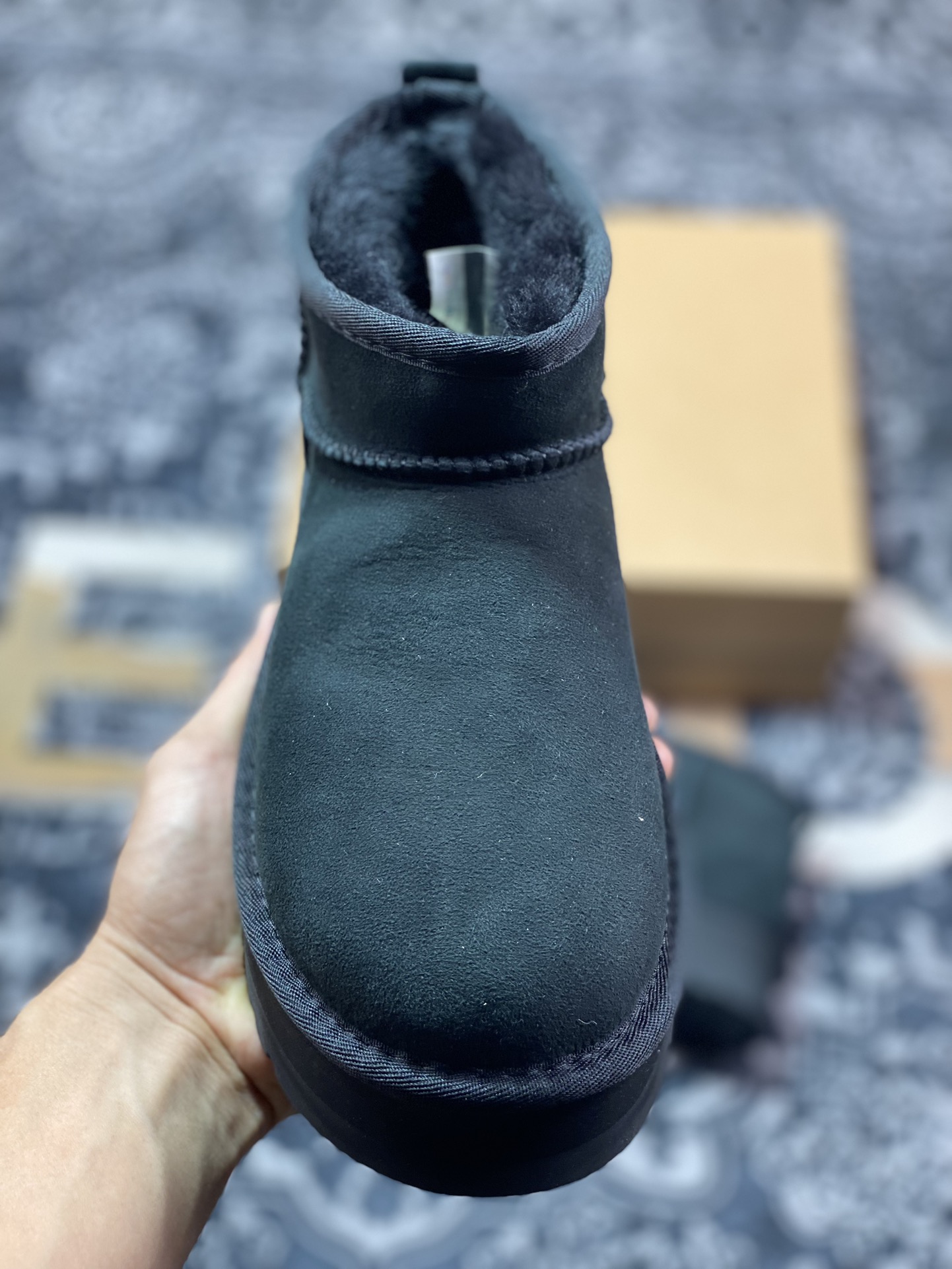 品牌UGG W Classic Ultra Mini Platform Bovelty 新奇增强厚底版系短靴“全黑加绒”1116109-BLK