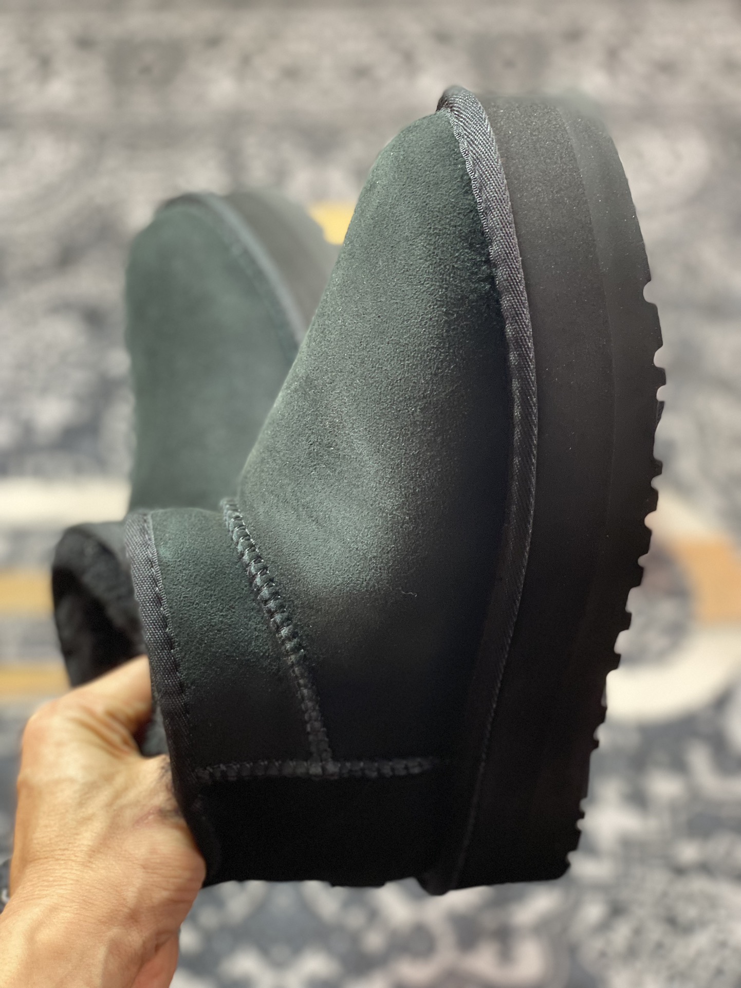 品牌UGG W Classic Ultra Mini Platform Bovelty 新奇增强厚底版系短靴“全黑加绒”1116109-BLK