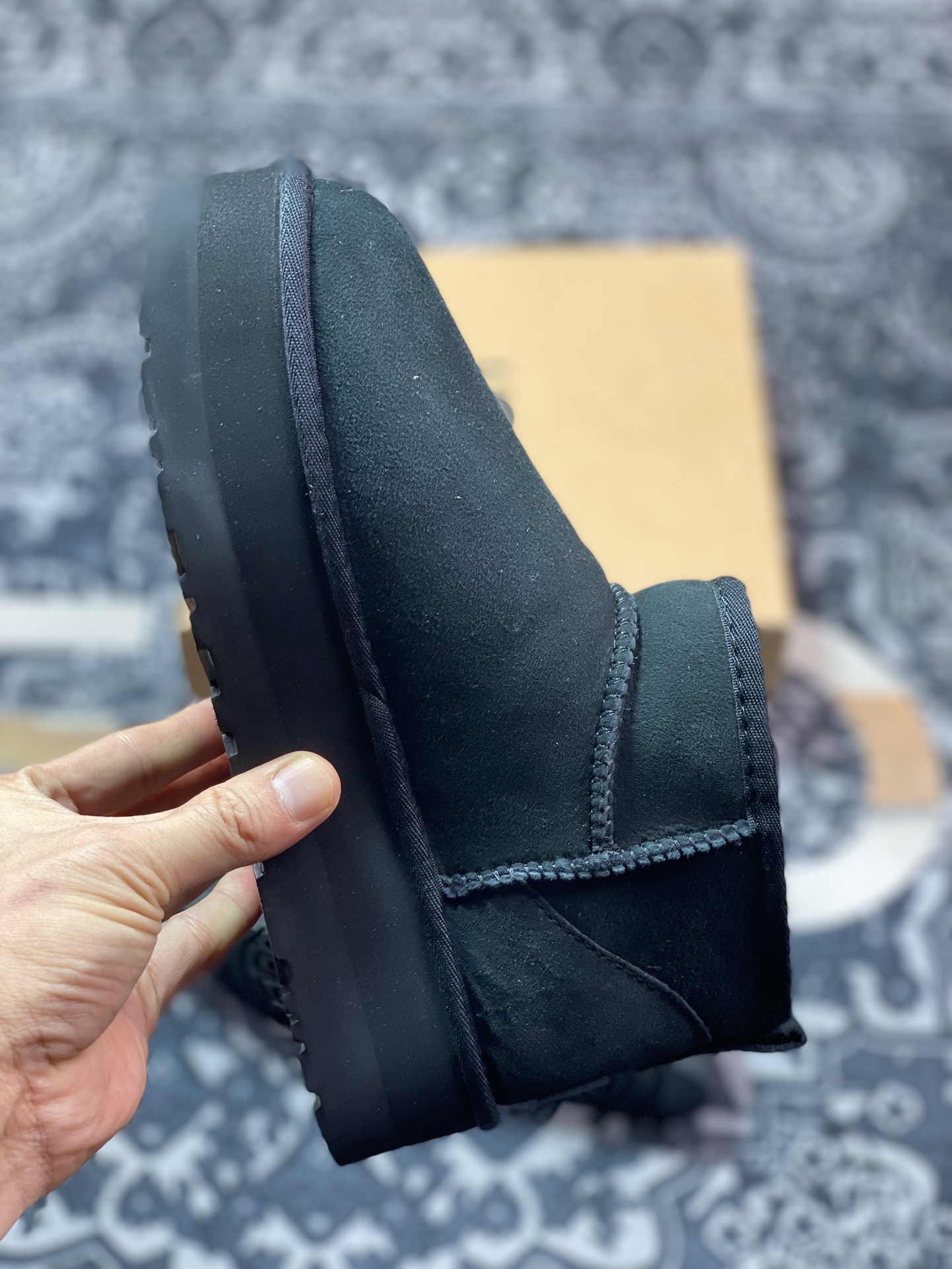 品牌UGG W Classic Ultra Mini Platform Bovelty 新奇增强厚底版系短靴“全黑加绒”1116109-BLK