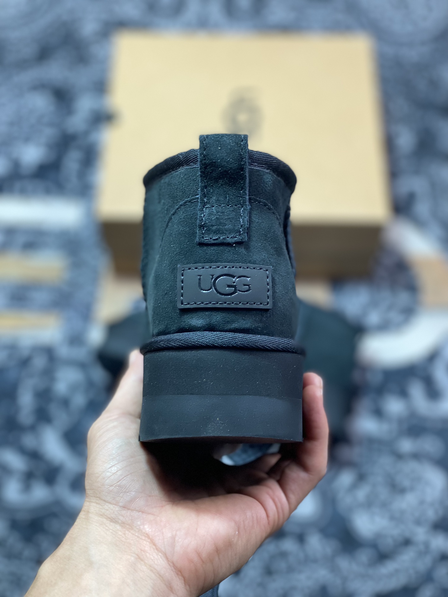 品牌UGG W Classic Ultra Mini Platform Bovelty 新奇增强厚底版系短靴“全黑加绒”1116109-BLK