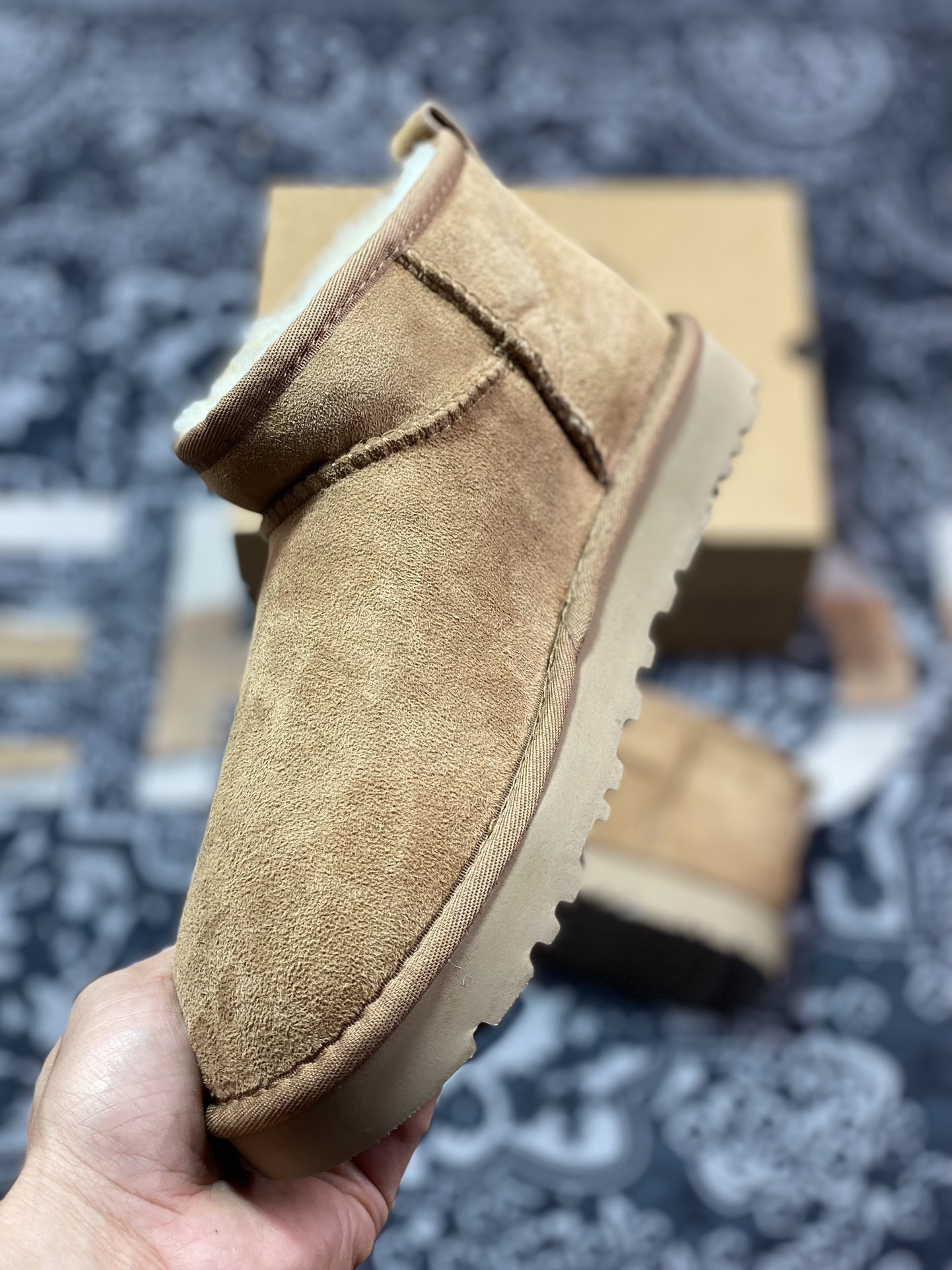 美国轻奢品牌UGG W Classic Mini II 经典迷你2.0系列短筒休闲百搭短靴“栗子棕加绒”1016222-CHE