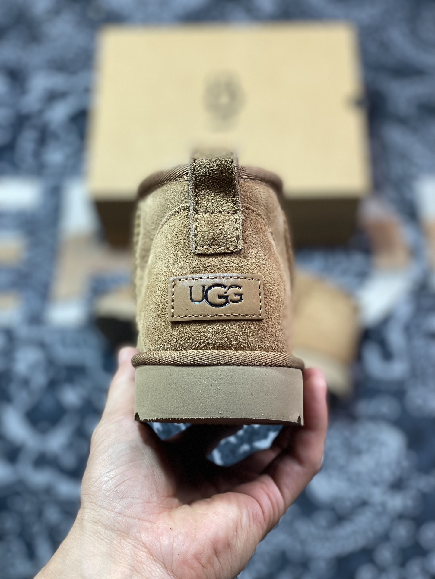 美国轻奢品牌UGG W Classic Mini II 经典迷你2.0系列短筒休闲百搭短靴“栗子棕加绒”1016222-CHE